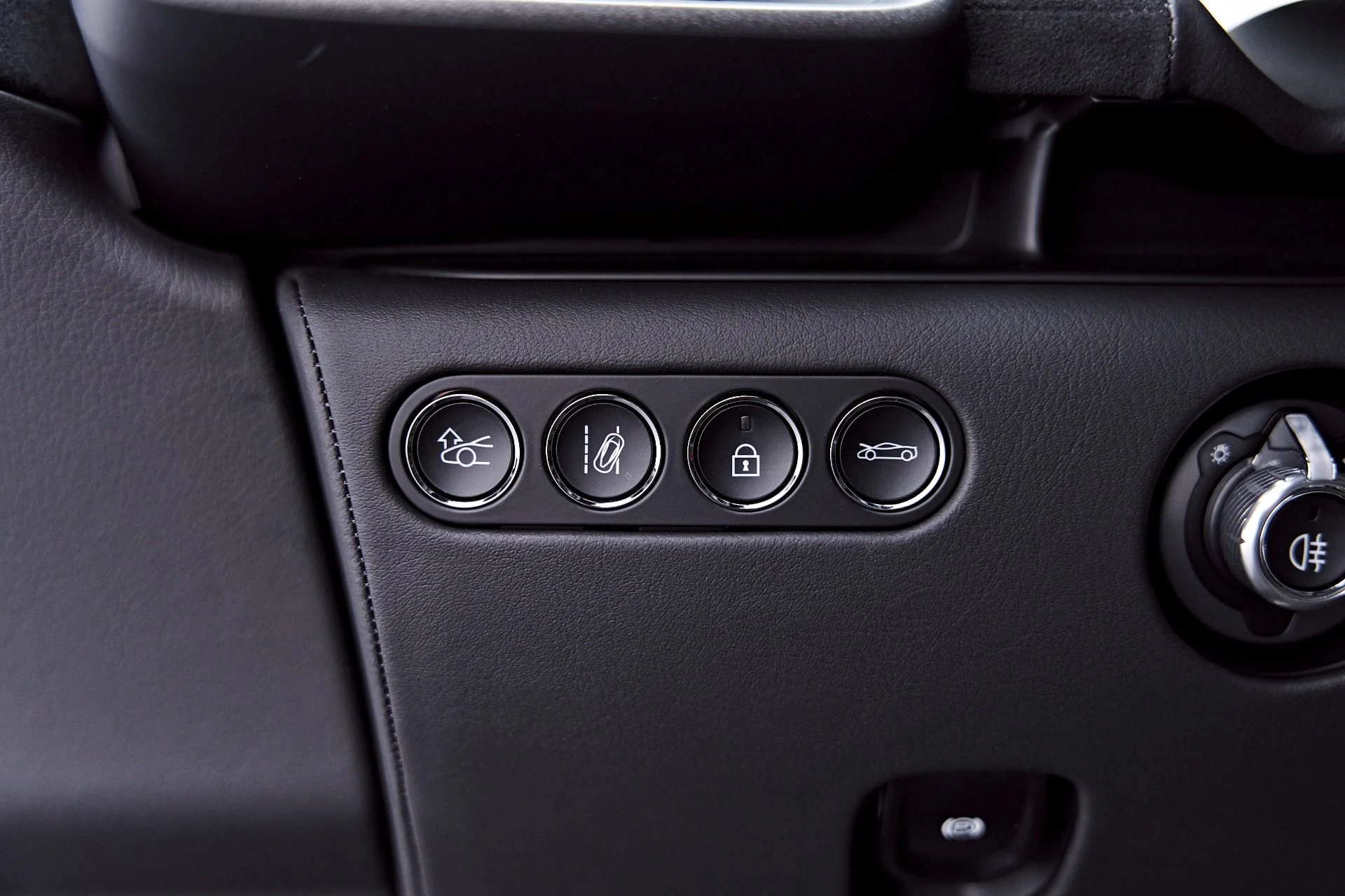 mph064_1206323731_Used_2026_Mc_Laren_Artura_Vision_1777507543_c19a96cd62