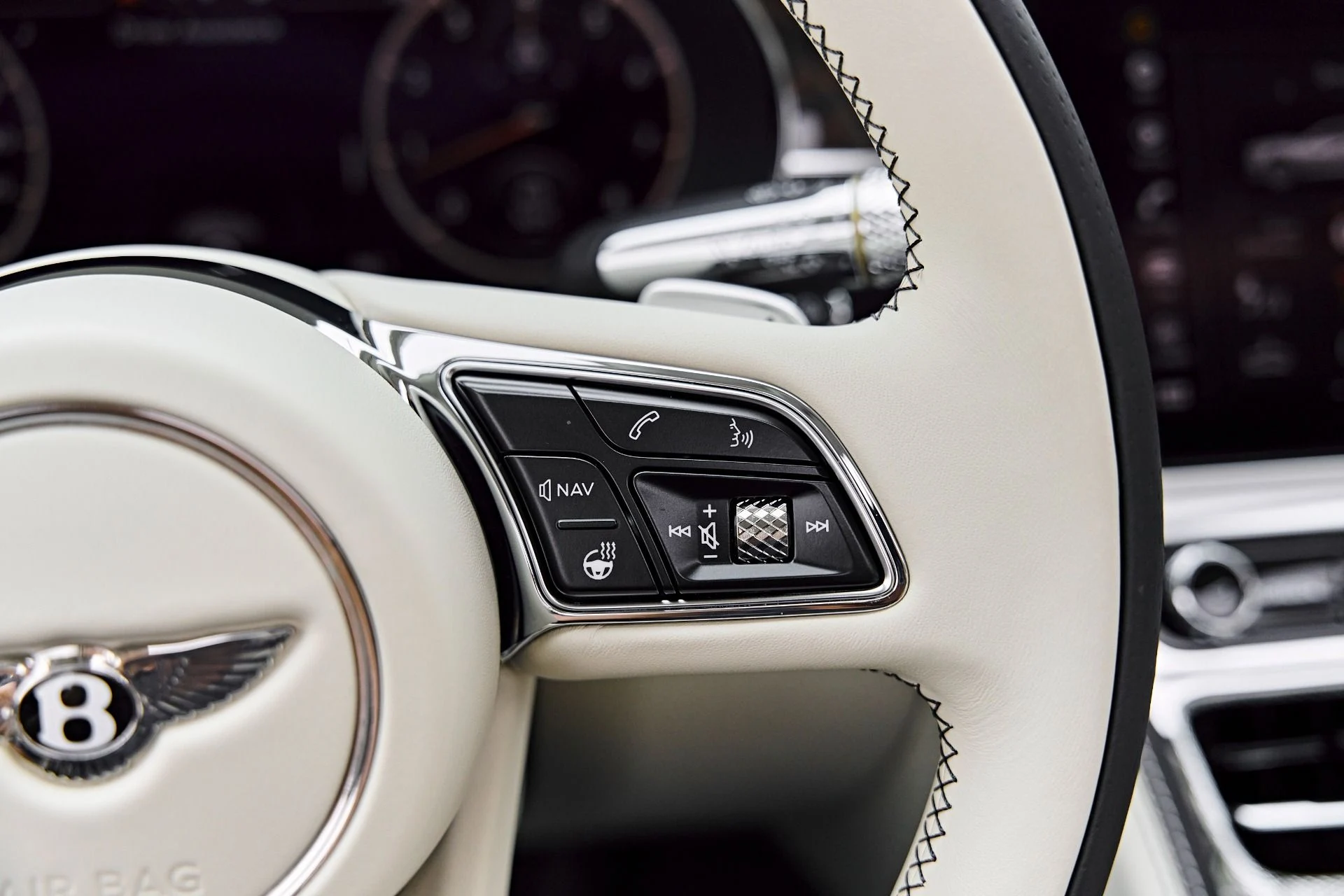 mph064_1208678567_Used_2022_Bentley_Flying_Spur_W12_1786226257_b29af68a98