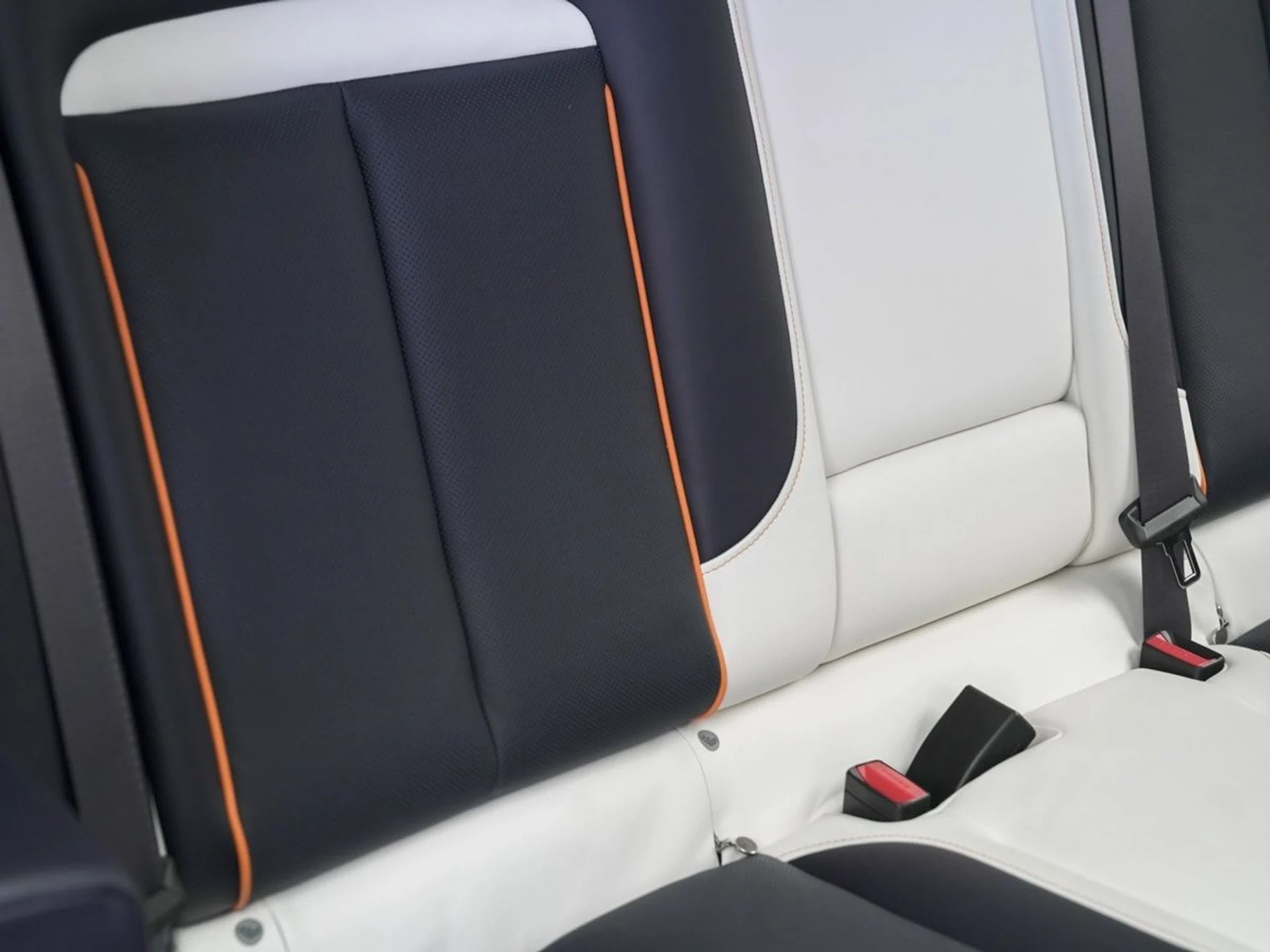 mph064_1257793874_et5twwphsy3r76sbtxybk32gesqe_4a39d6d499