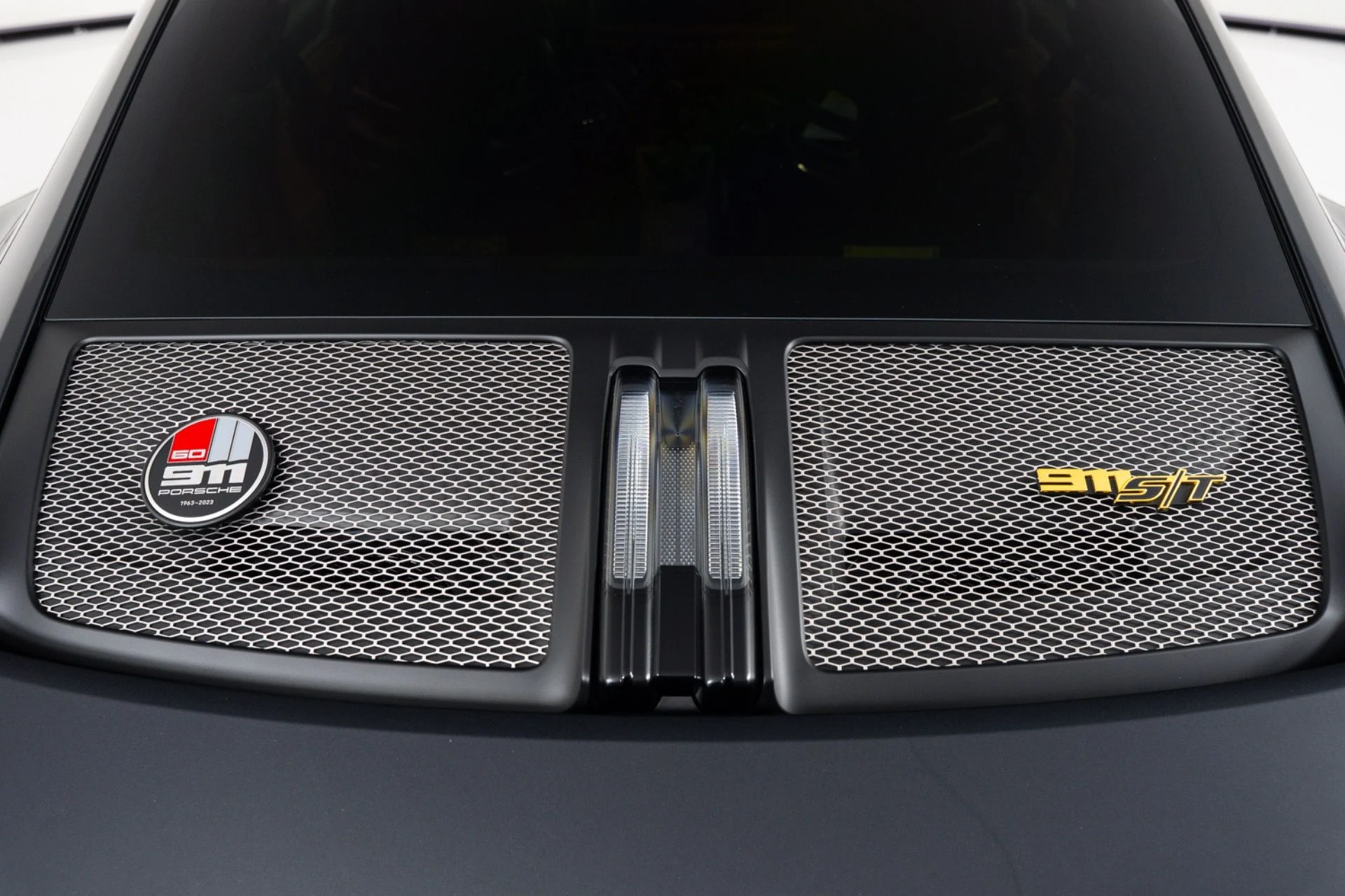 mph064_1269134753_Used_2024_Porsche_911_ST_1791913211_134b0d360e
