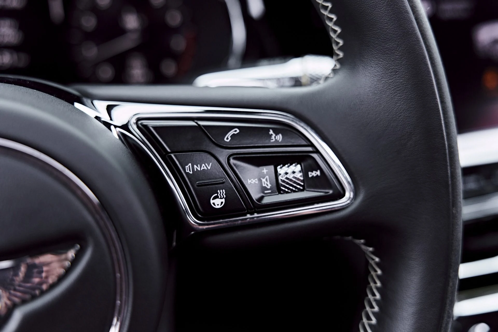 mph064_1341201087_Used_2023_Bentley_Flying_Spur_S_1784247328_54ad01b9b3