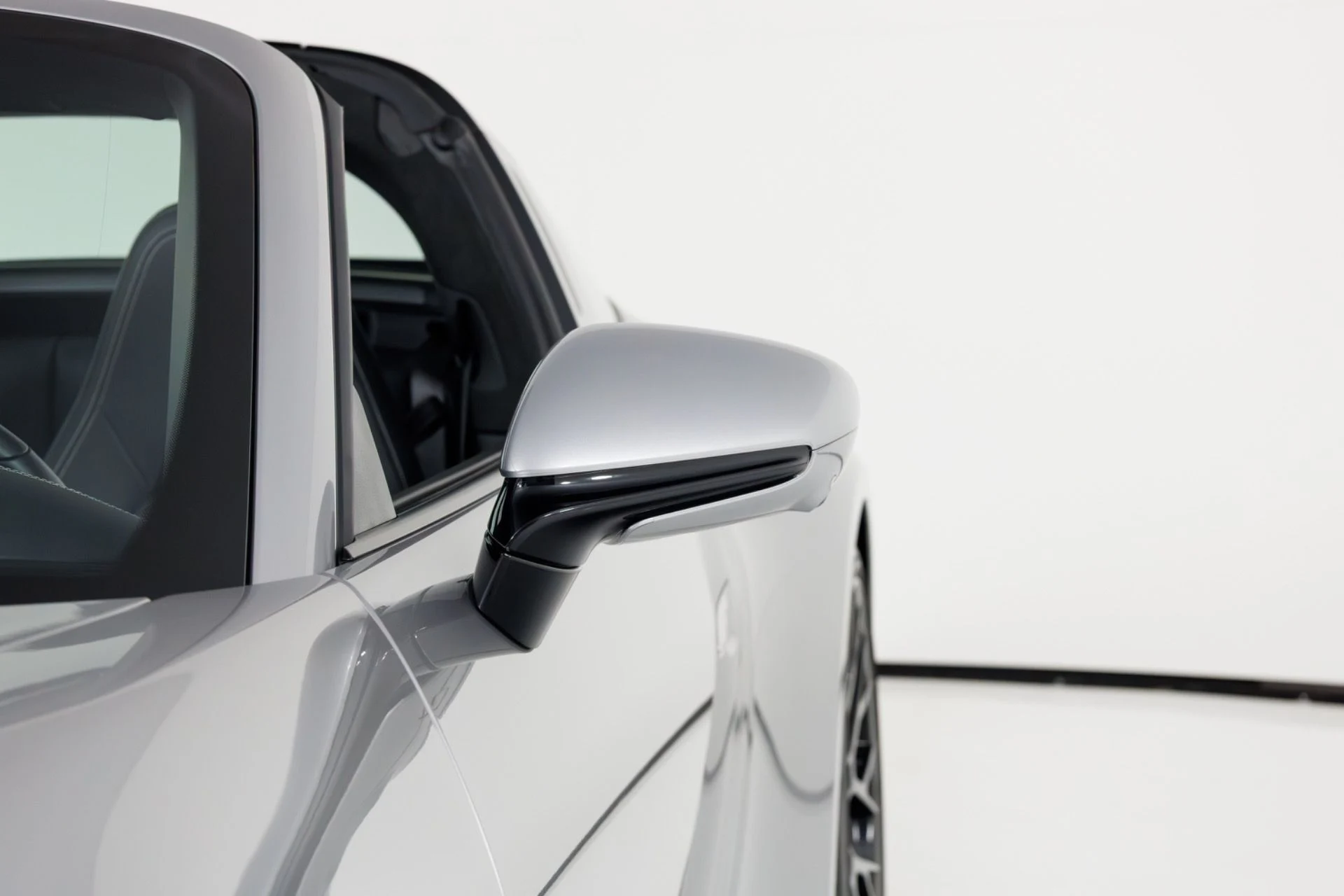 mph064_1423050833_Used_2022_Porsche_911_Targa_4_S_1772835291_0761dc50e0