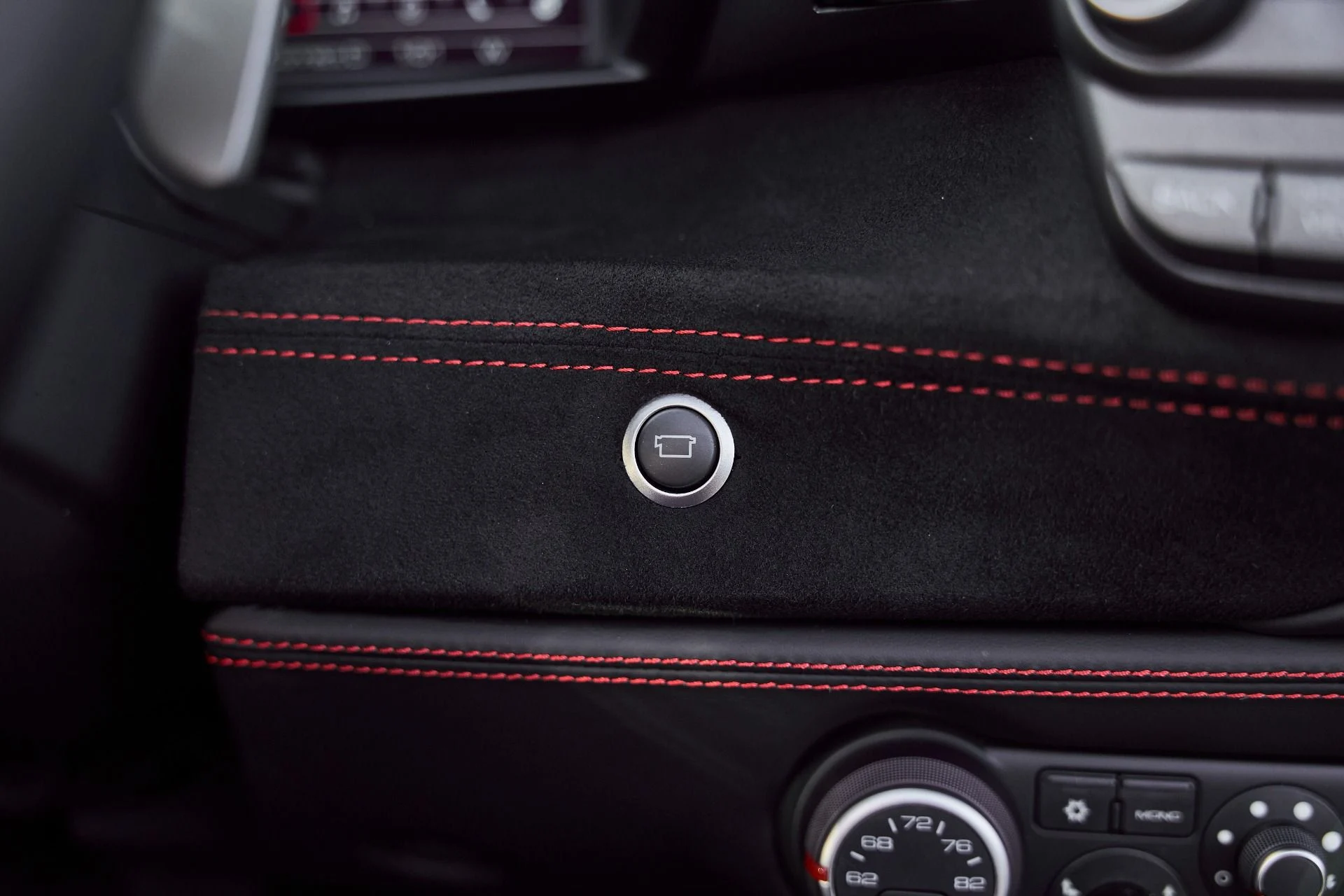 mph064_1433005919_Used_2019_Ferrari_488_Spider_Base_1766025015_f6ac5bf88a