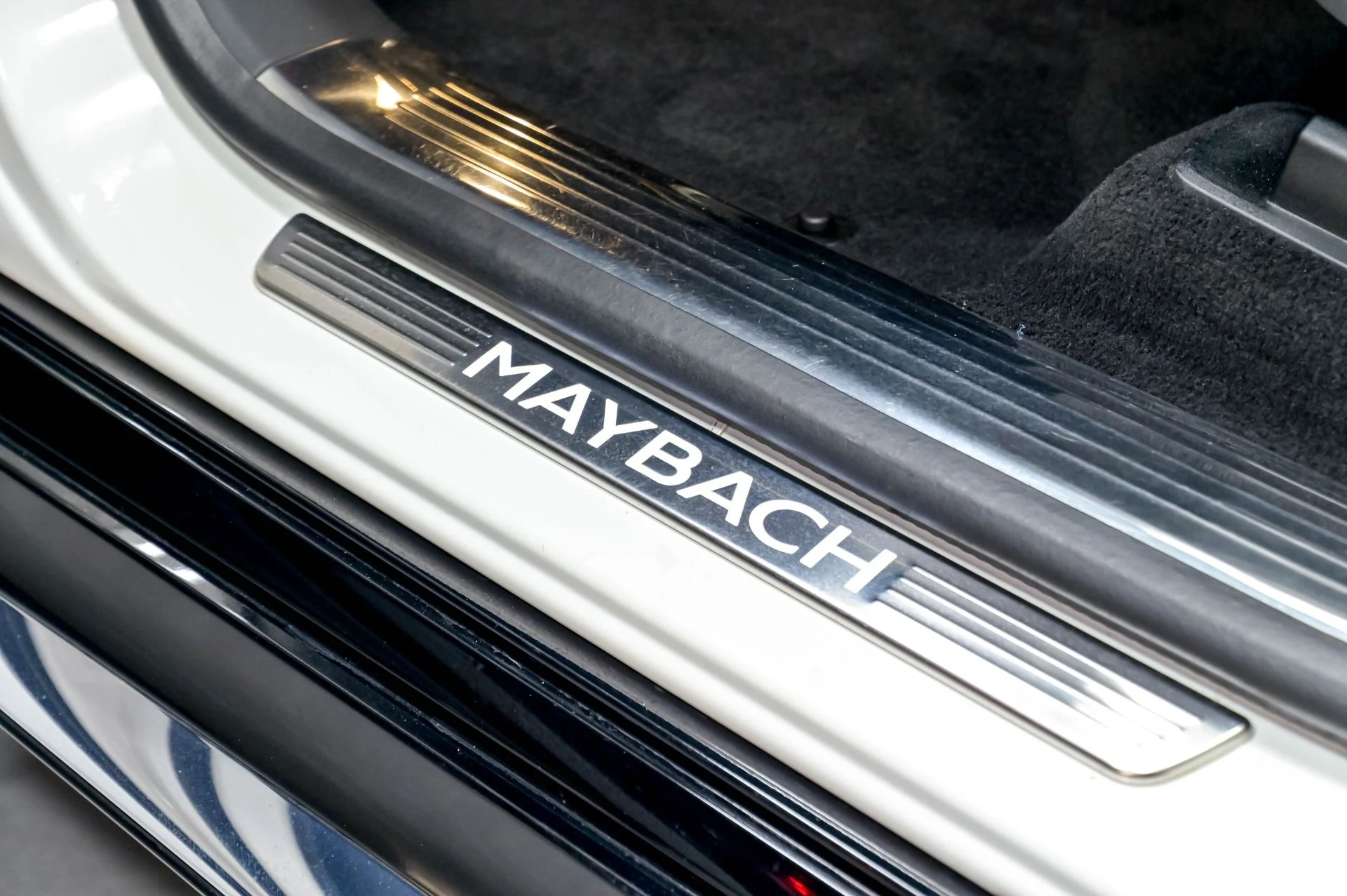 mph064_14470786_Used_2024_Mercedes_Benz_GLS_Maybach_GLS_600_4_MATIC_1780345753_72d48dbda8