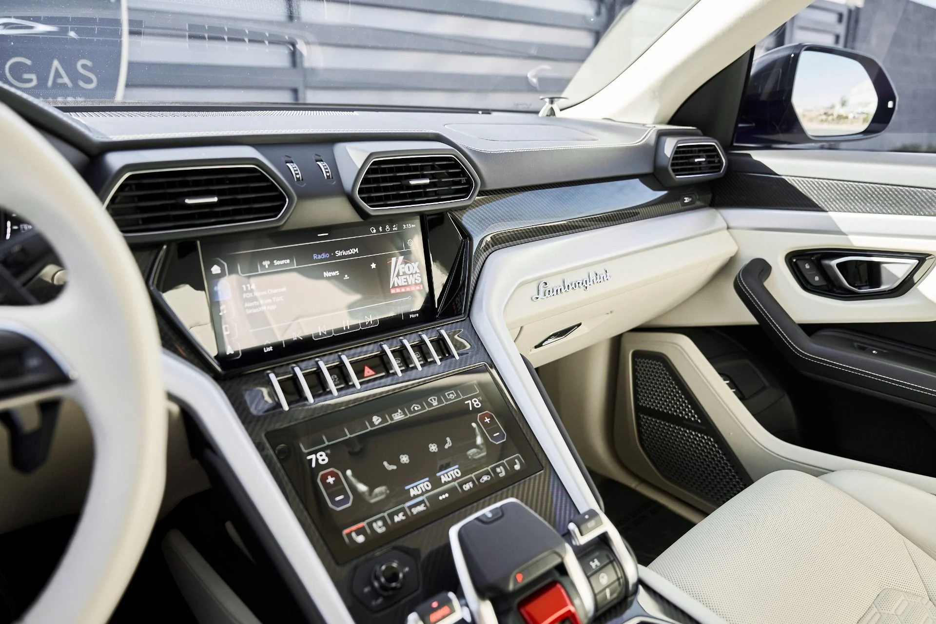 mph064_1480843327_Used_2021_Lamborghini_Urus_1772650715_84cedd746d