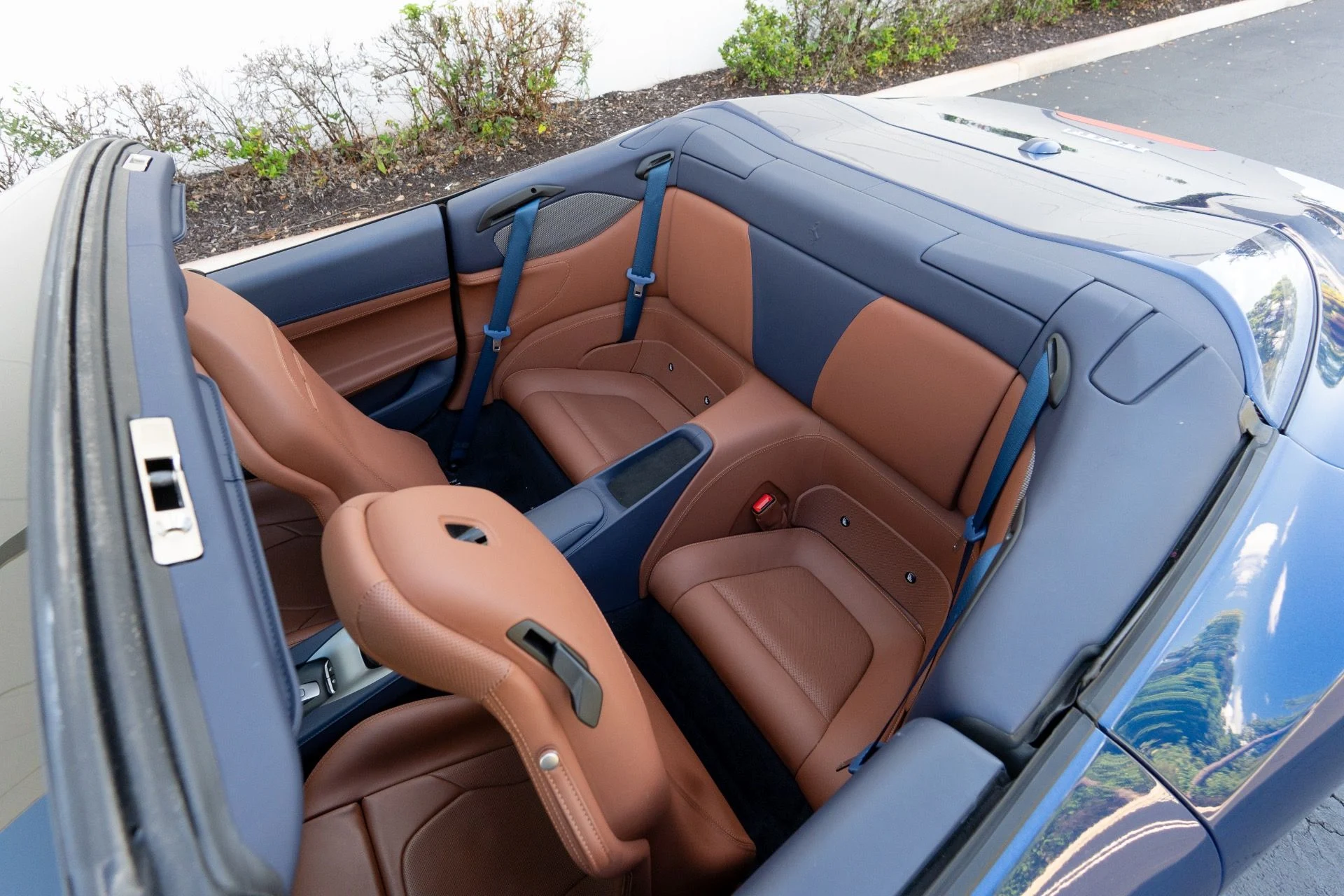 mph064_152819355_Used_2022_Ferrari_Portofino_M_1761343273_b44cadf557