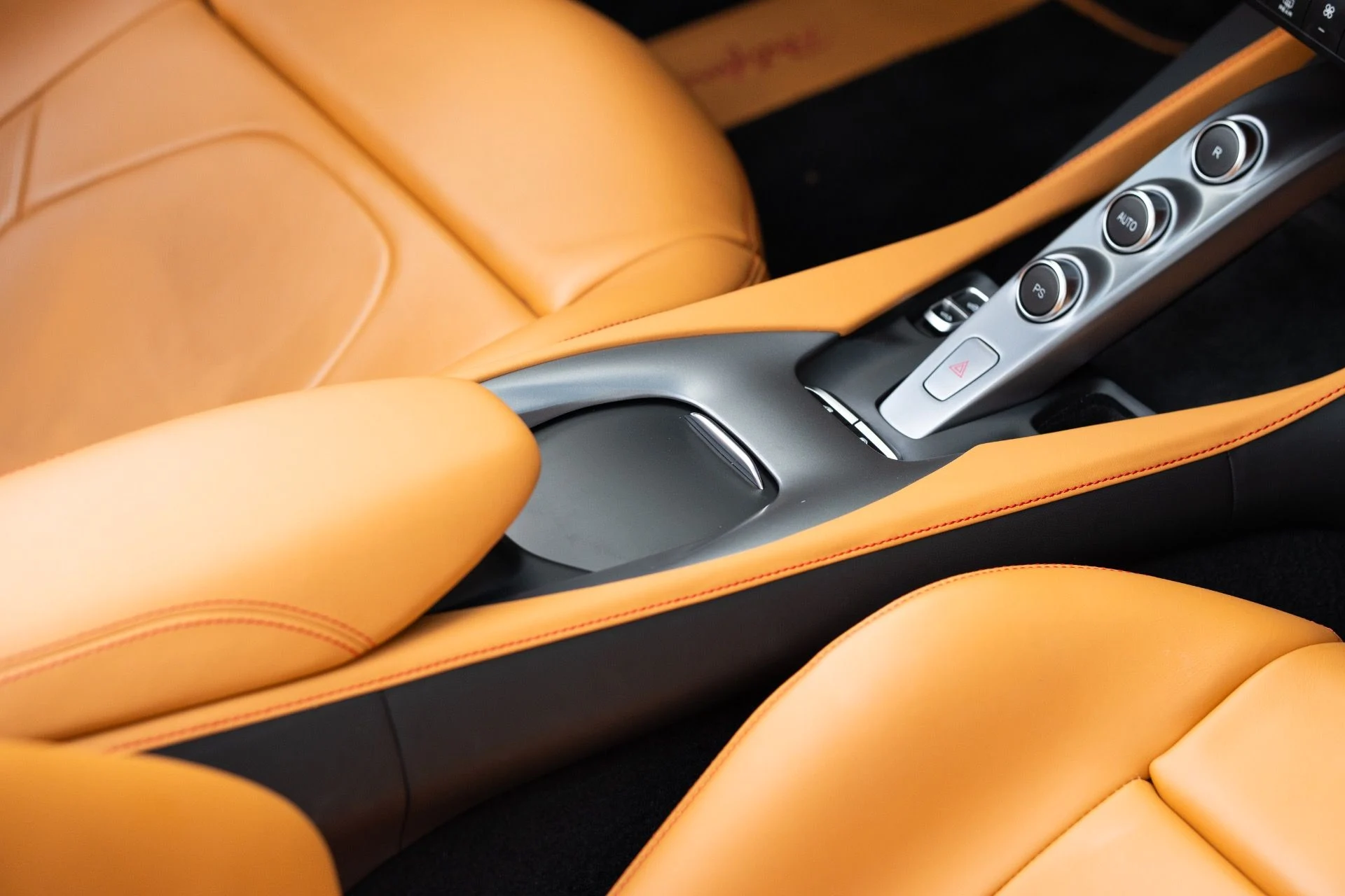 mph064_1544624549_Used_2023_Ferrari_Portofino_M_1770869852_b5530b236b