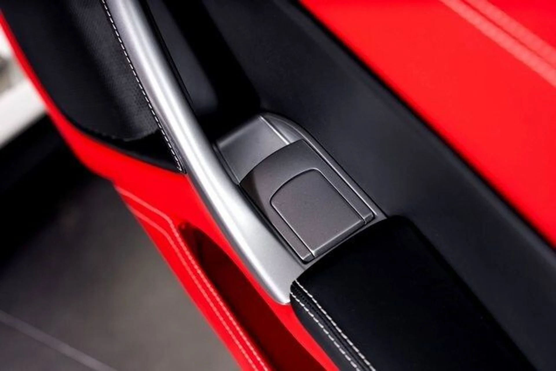 mph064_1618010768_19e38d811b7e067a4f9265a39f5ad0b1x_6f2db7b616