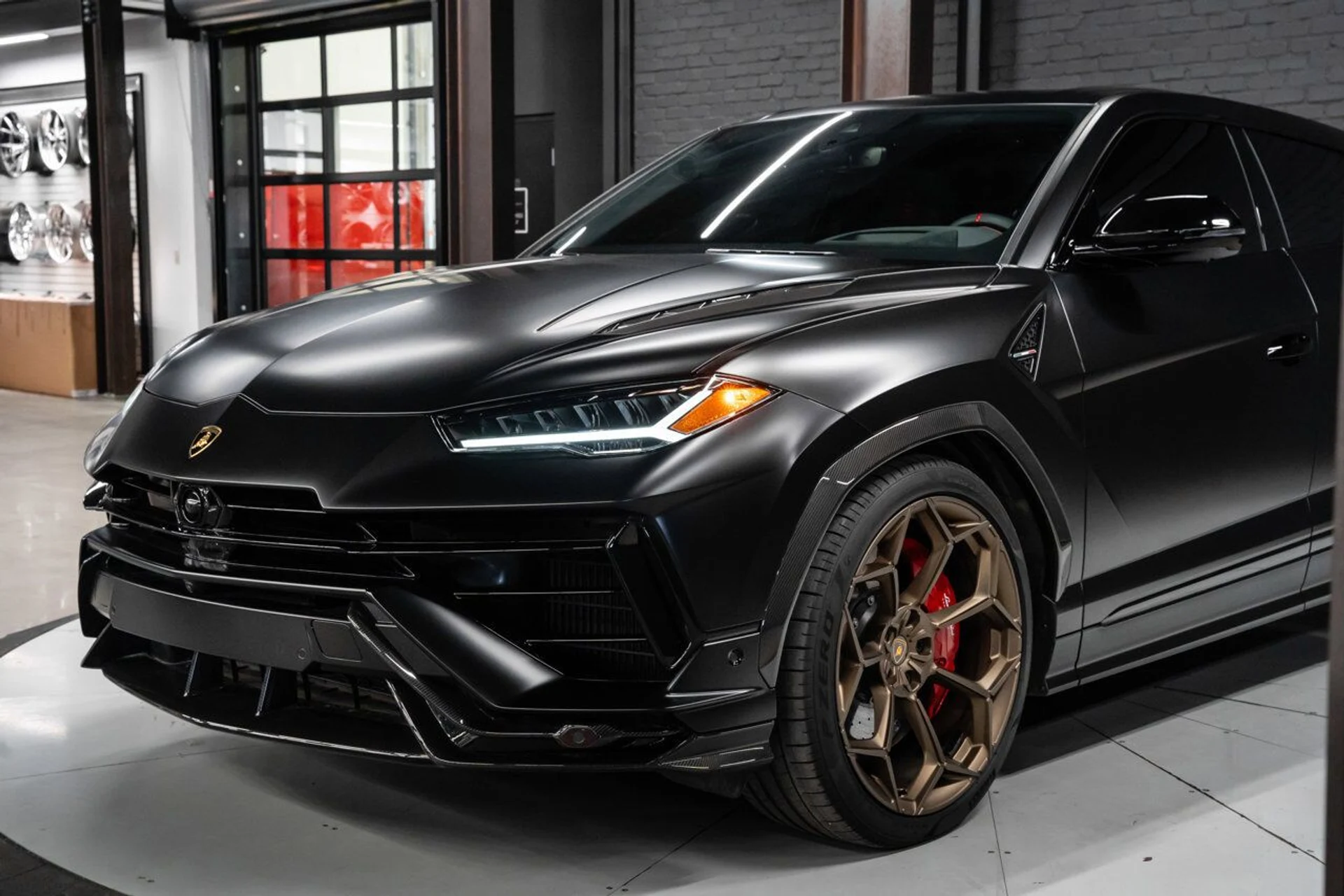 mph064_1619600244_lamborghini_urus_2023_f6cc27eabf