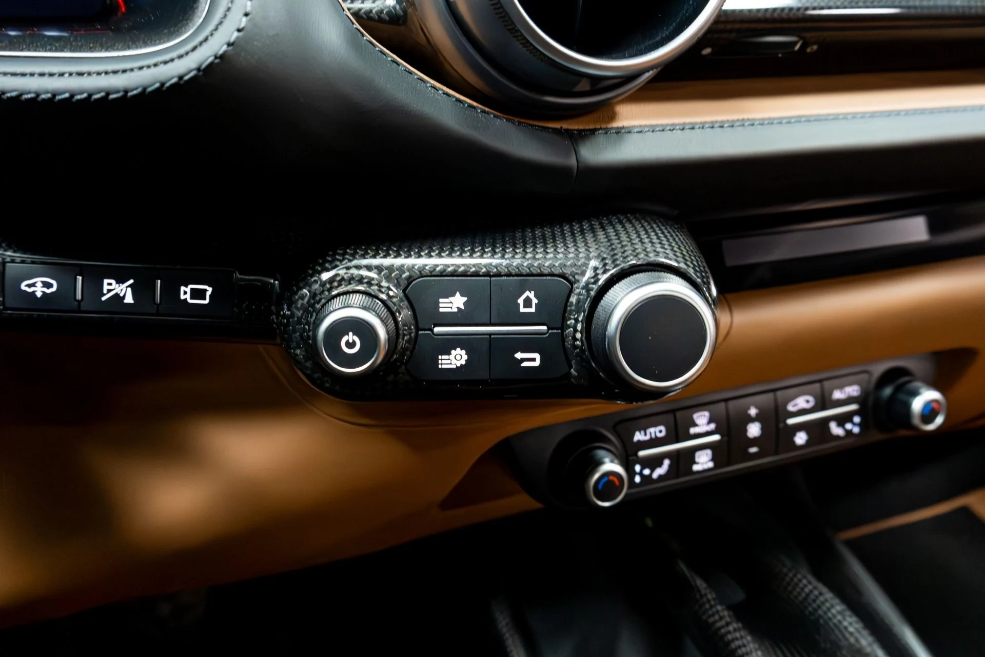 mph064_1695560255_Used_2020_Ferrari_812_Superfast_1777416323_9957e24cb0