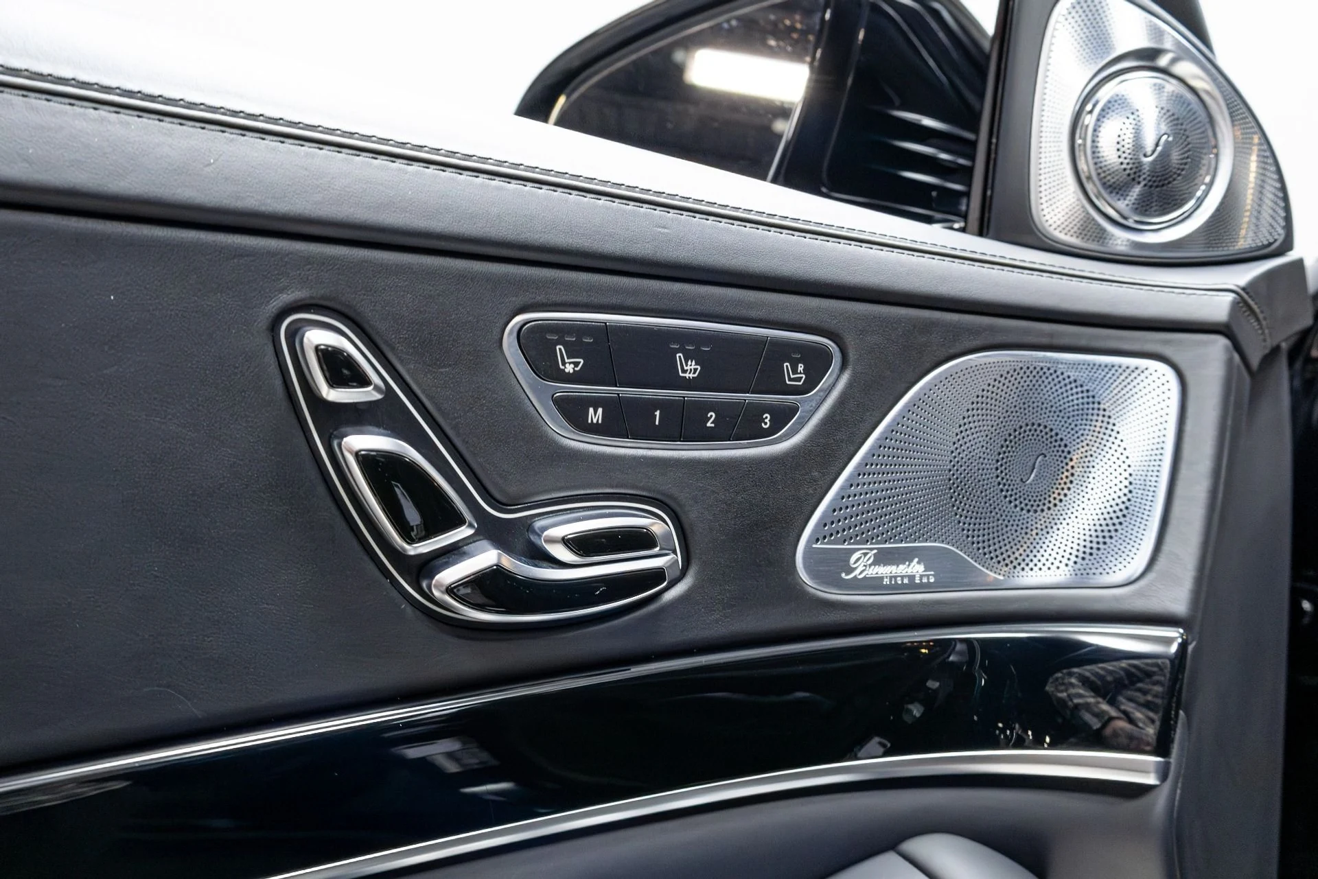 mph064_1748596970_Used_2020_Mercedes_Benz_S_Class_Maybach_S_650_1773874988_529d240f1c