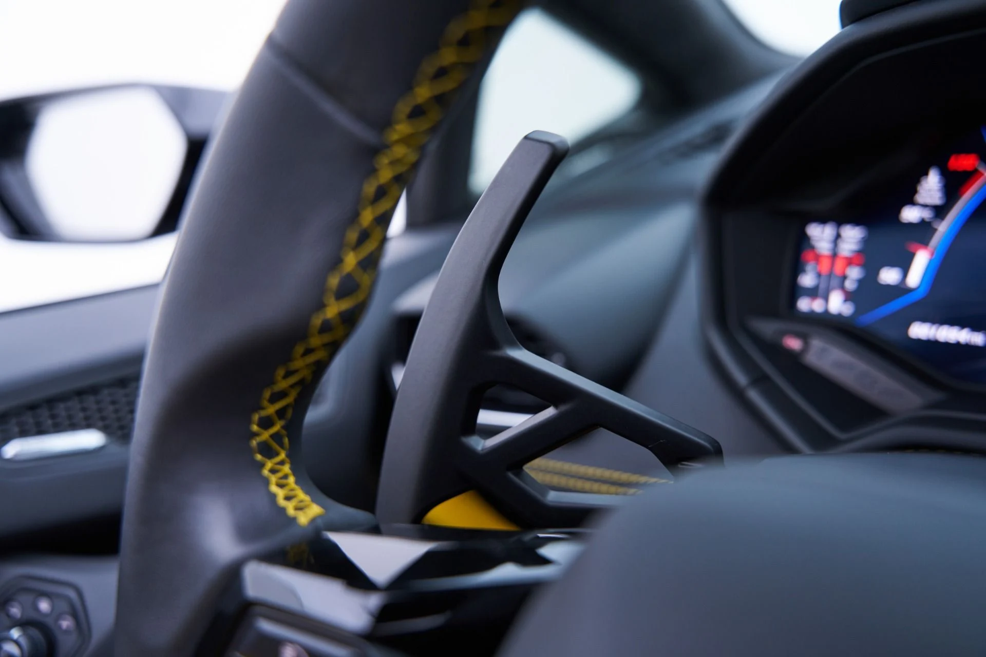 mph064_1821238105_Used_2024_Lamborghini_Huracan_1793135621_3f565abe0b