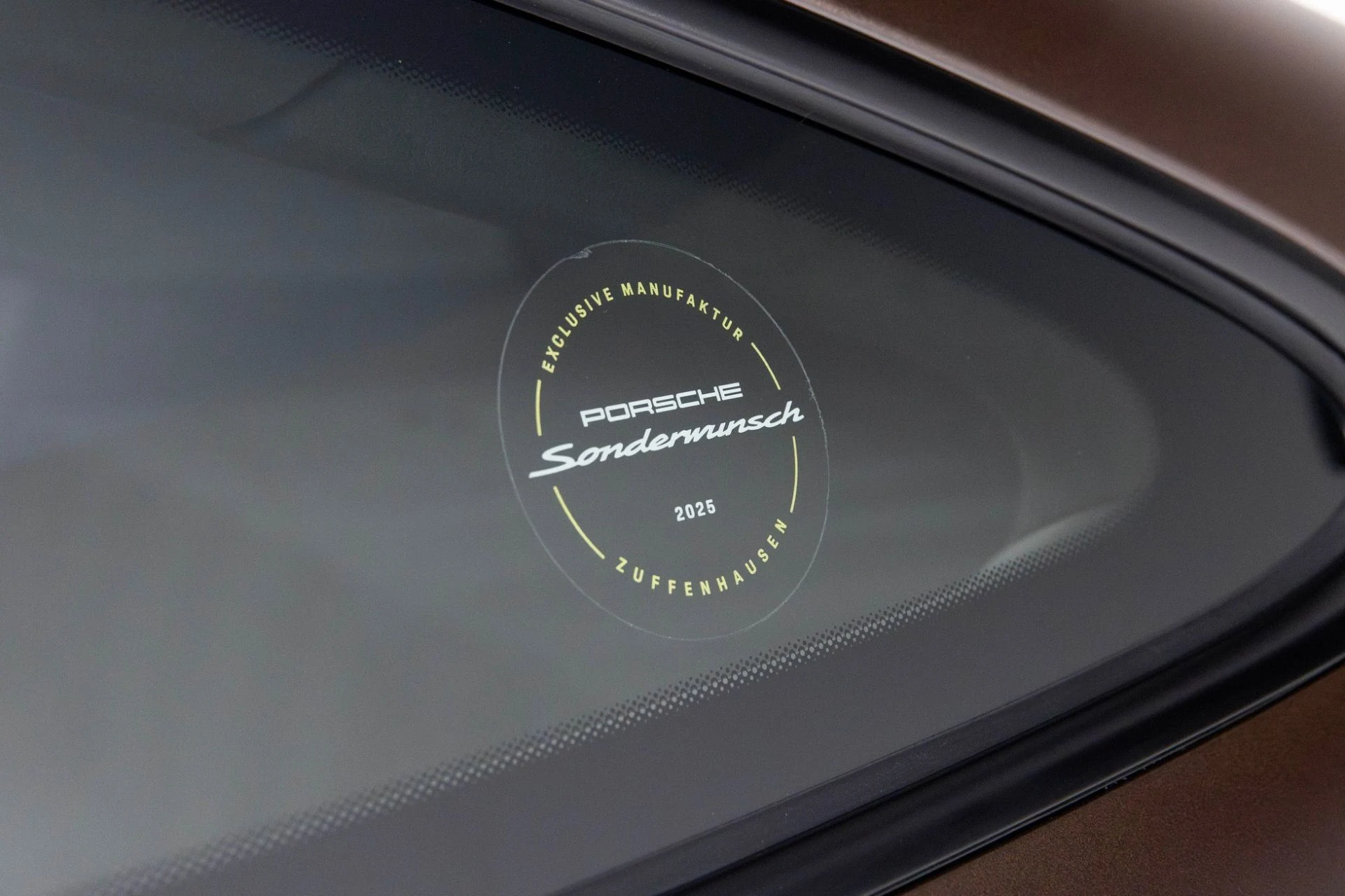 mph064_183620828_Used_2025_Porsche_911_GT_3_RS_1764100573_374eeb6d42