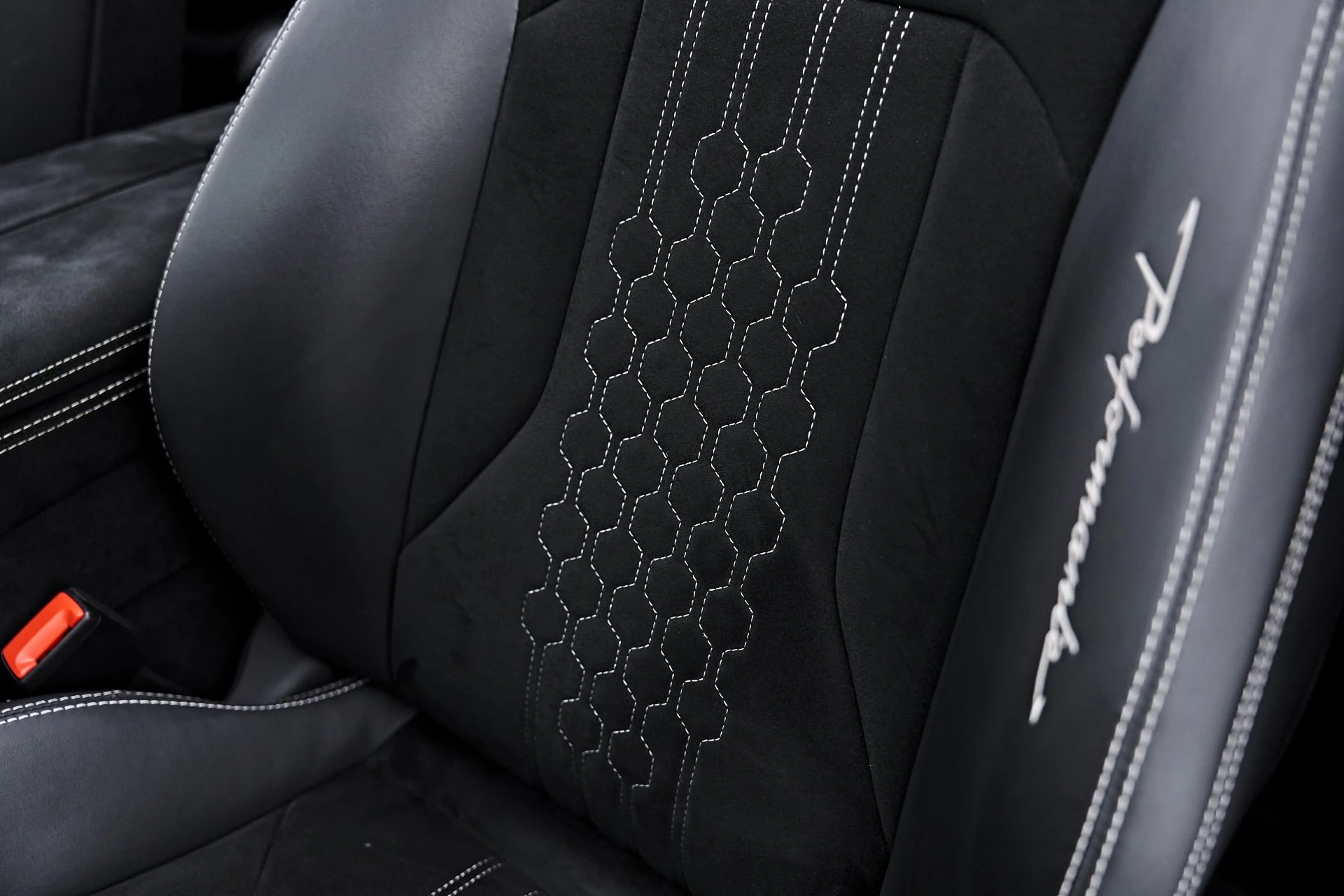 mph064_1850594352_Used_2023_Lamborghini_Urus_Performante_1788571225_91b7bae2af