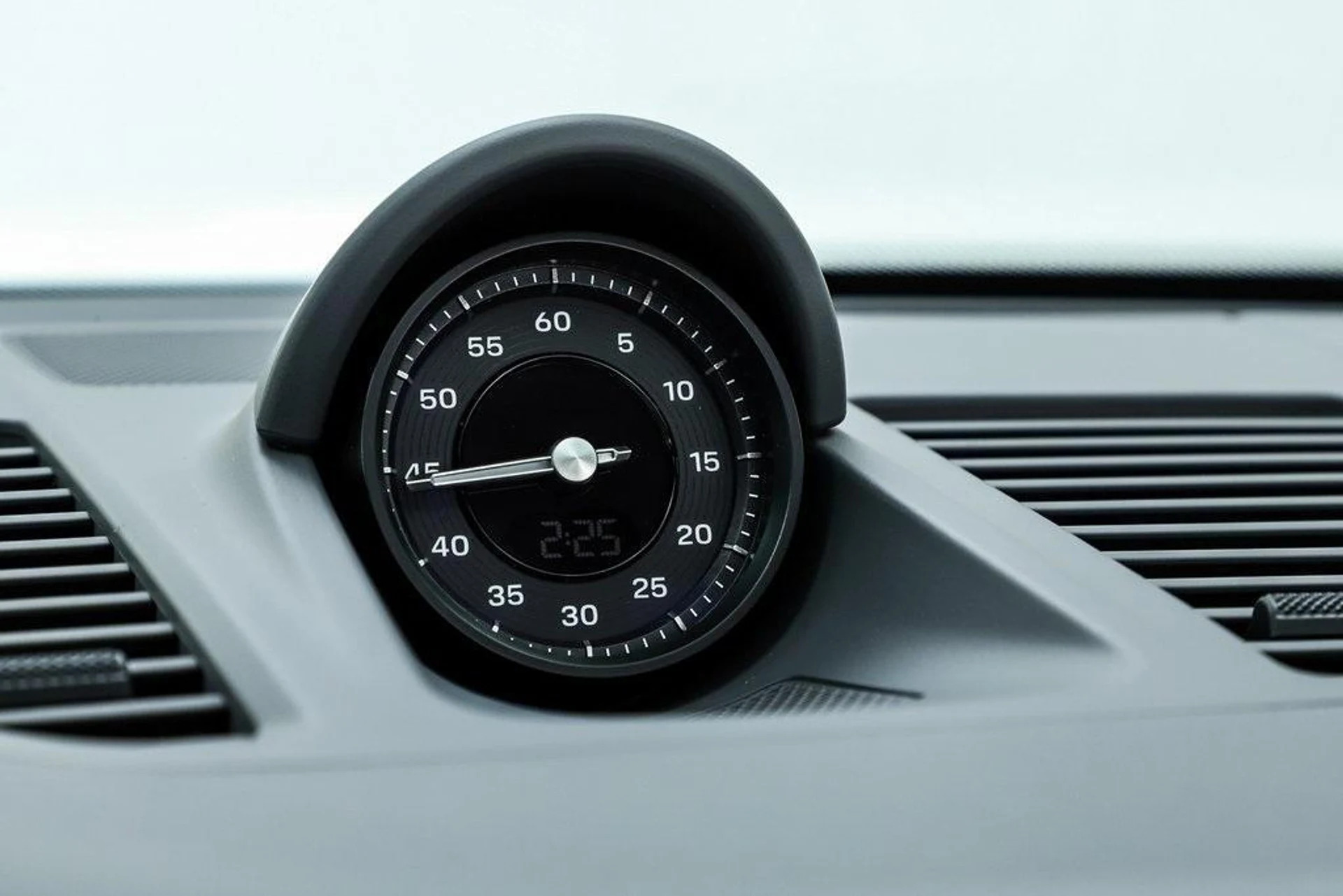 mph064_1896061268_Gj_Npglya89cq_F9irx_BI_5_E_Bd11_L0_148cfad7fb