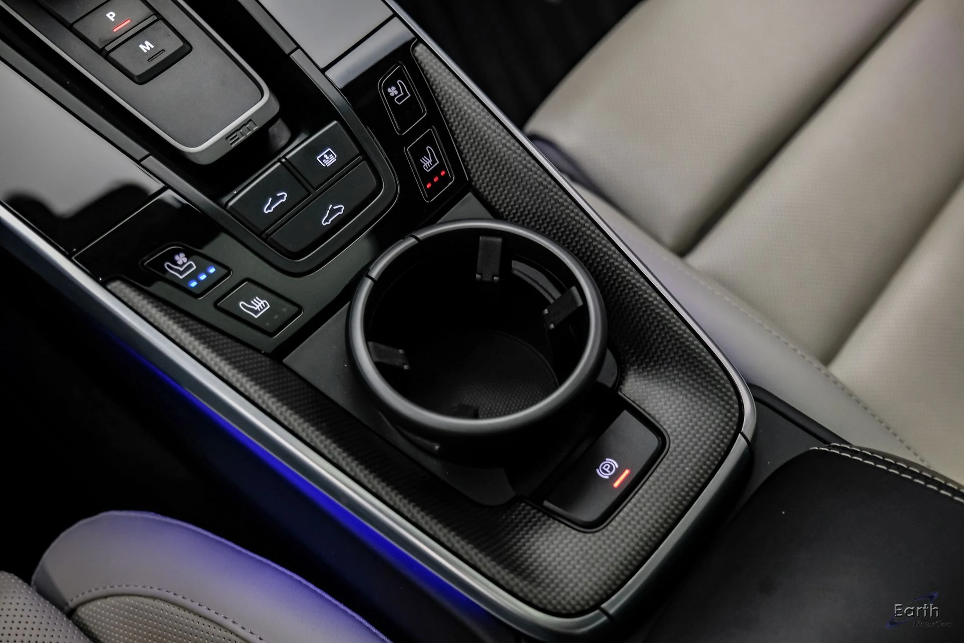 mph064_1904694139_5d0d09e37261f6dbf83e1fb4d7c8c81ax_523f25d1b4