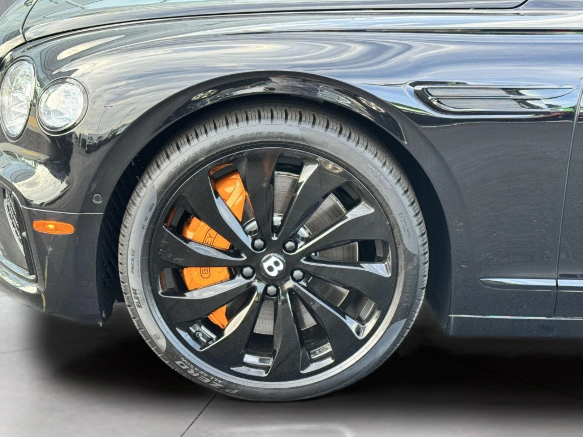 mph064_190925848_56eaae42031e9c1dc537192cc04338c7_d4d6393590