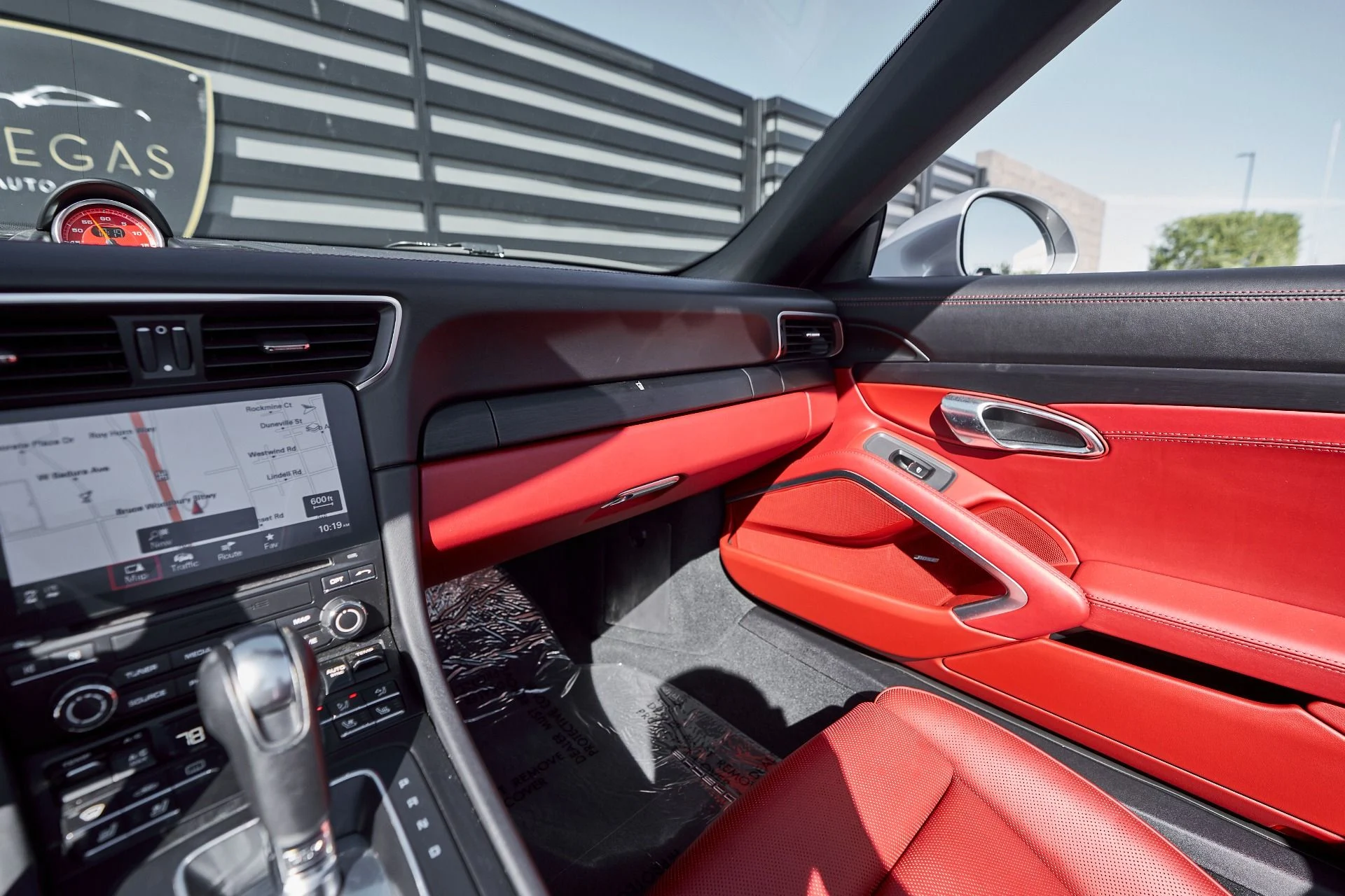 mph064_1951544332_Used_2019_Porsche_911_Carrera_4_GTS_1760406081_afc595f973