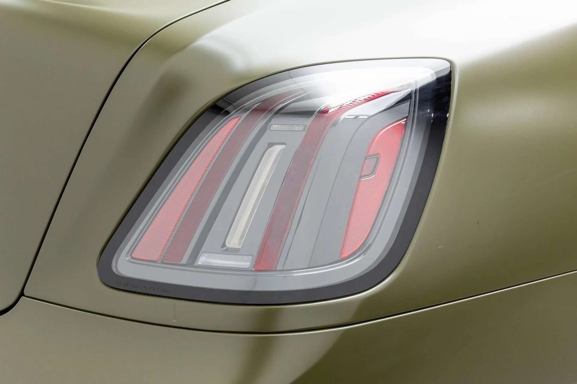 mph064_2002203526_65_288b116cb7