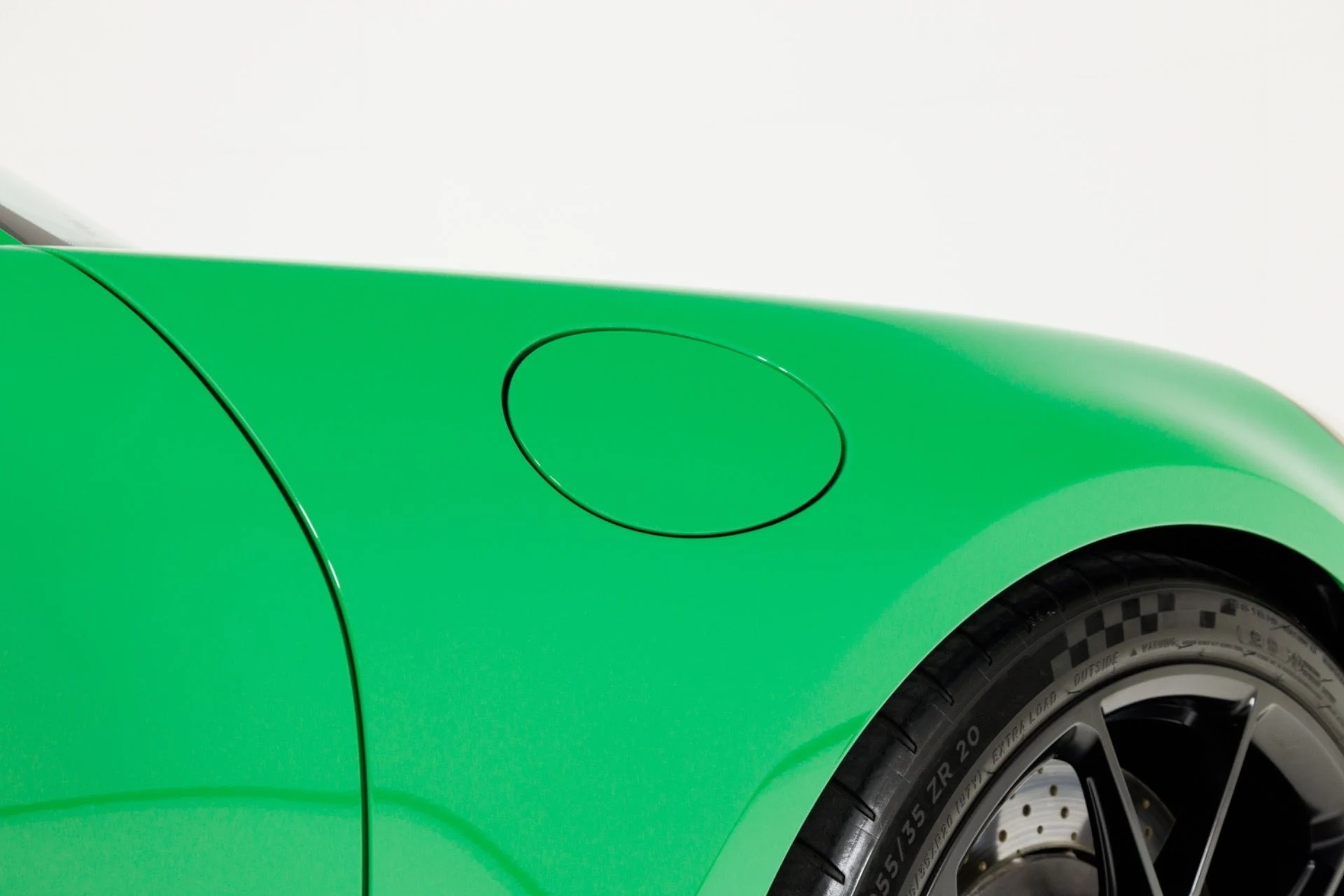 mph064_2004974037_Used_2022_Porsche_911_GT_3_1781204543_519c537657