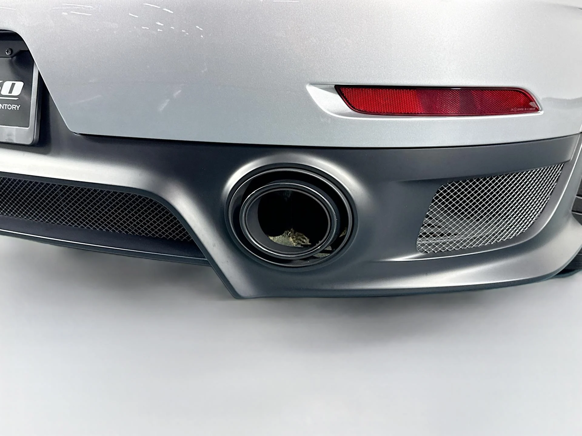 mph064_2035492424_Used_2018_Porsche_911_GT_2_RS_1784763008_c072755afd
