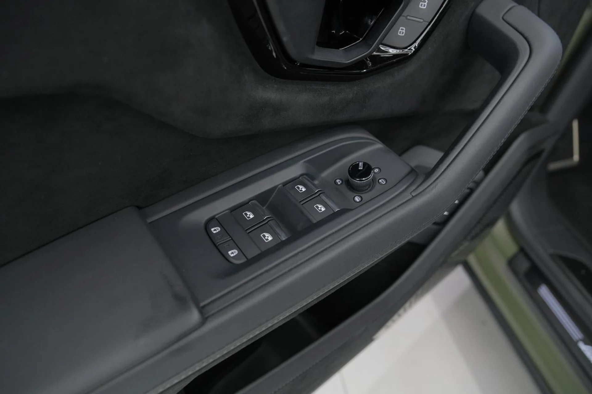 mph064_2098062868_4f3313535a57e2aaff95942b1dac5b42_dc5f828db1