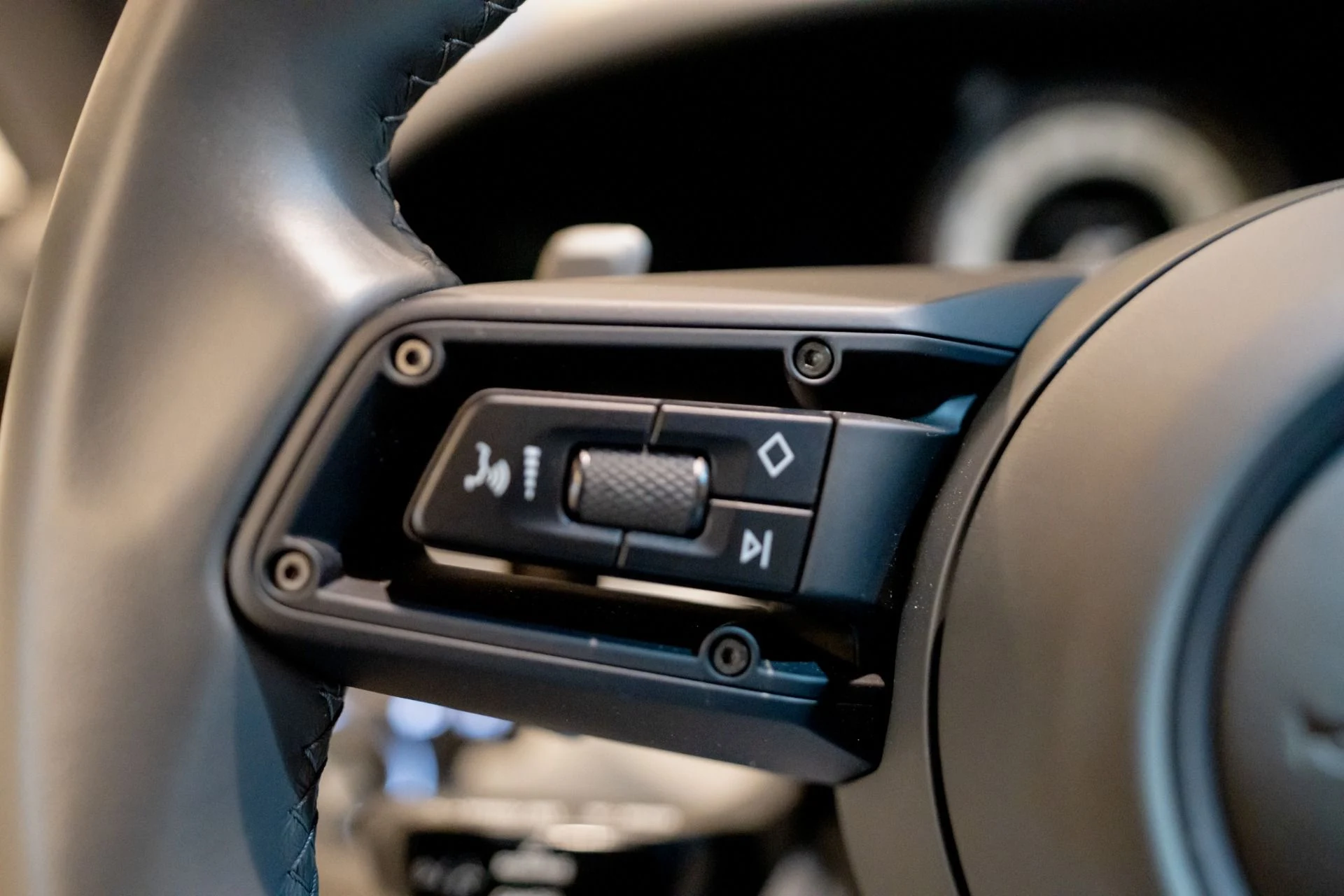 mph064_2109503706_Used_2023_Porsche_911_Turbo_S_1778189282_939e43154b