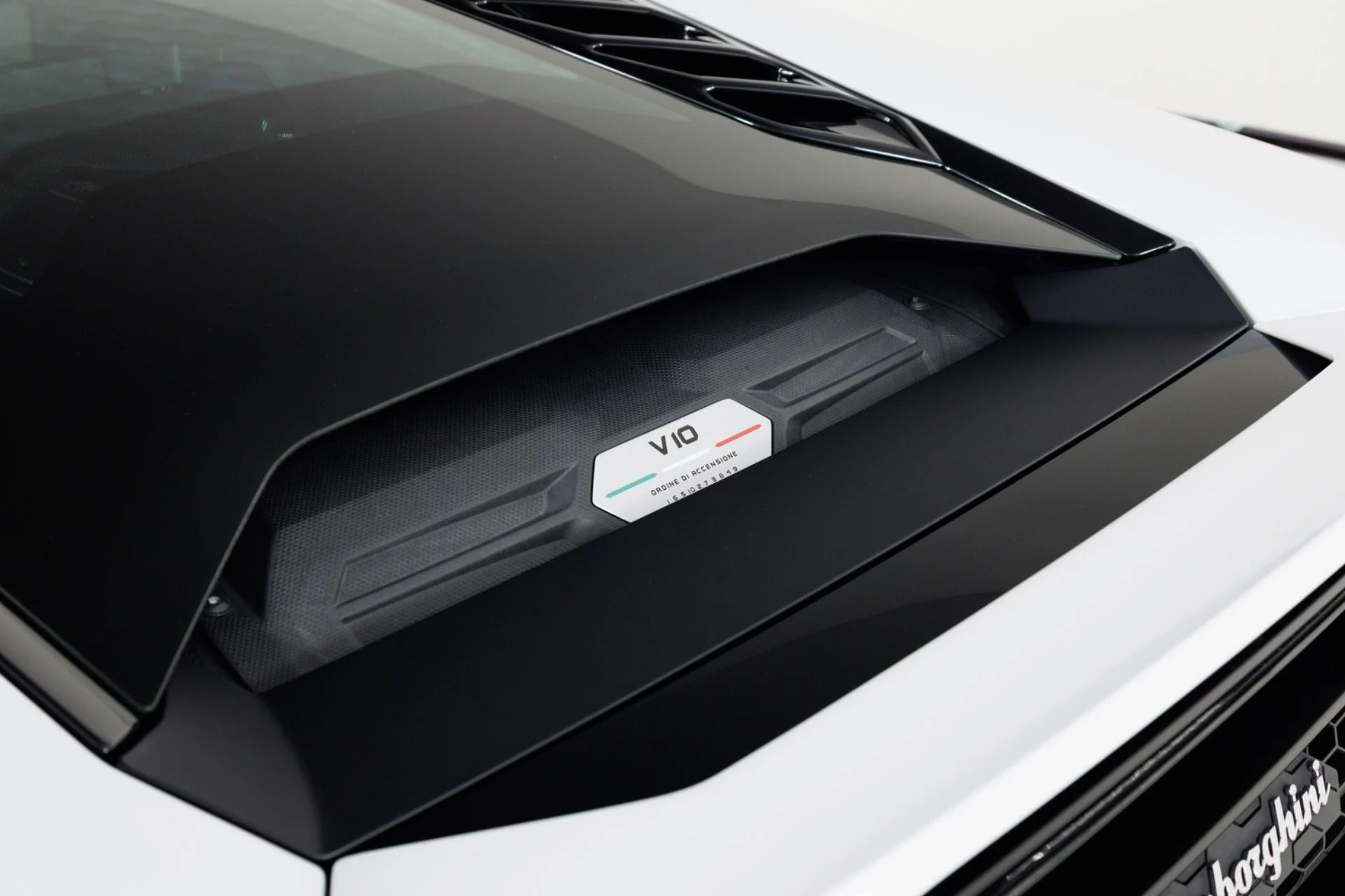 mph064_2117525014_Used_2020_Lamborghini_Huracan_LP_640_4_EVO_1779139565_f263a46603
