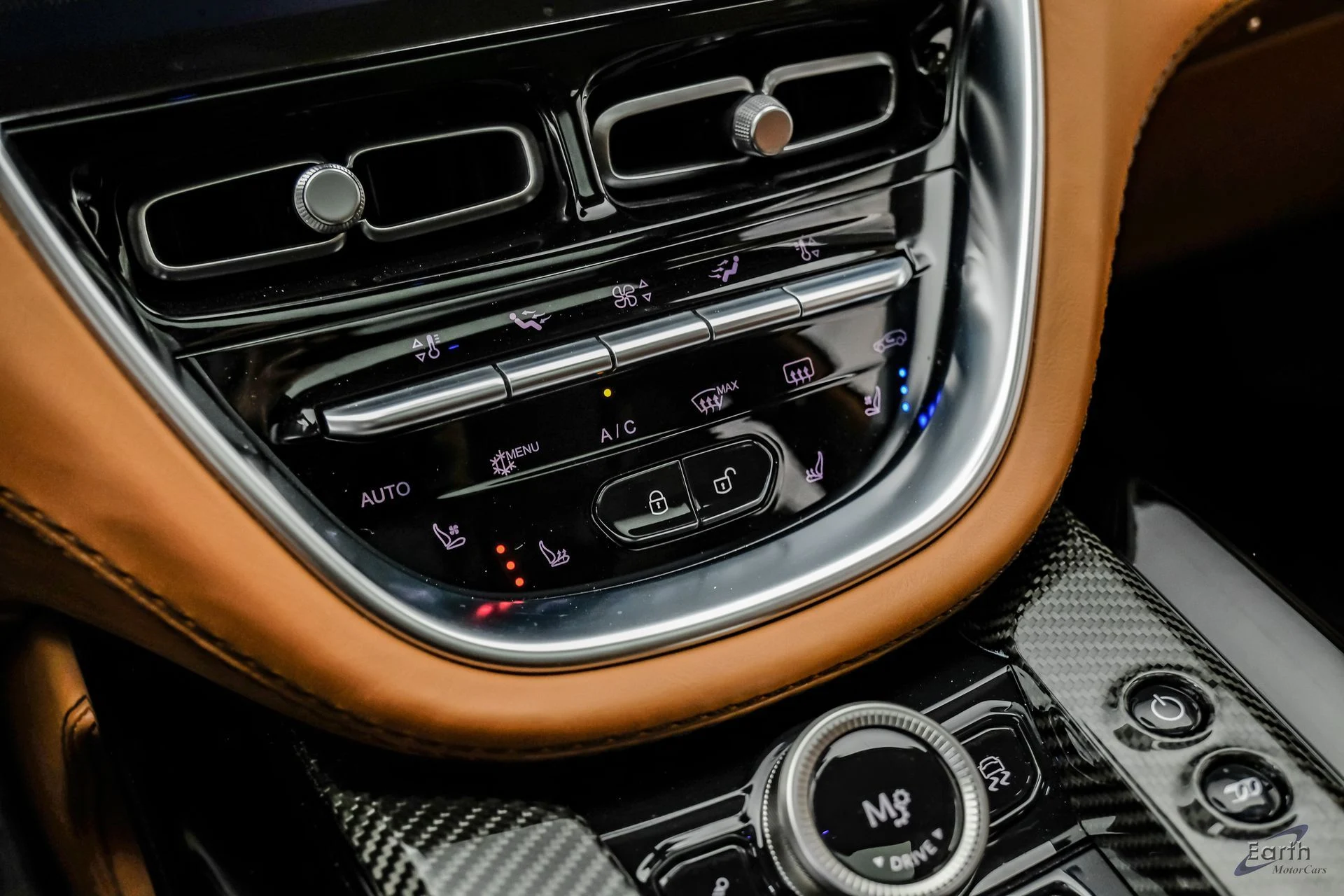 mph064_212504033_4251e377994cb437a2a1045800316c8dx_75238435cb