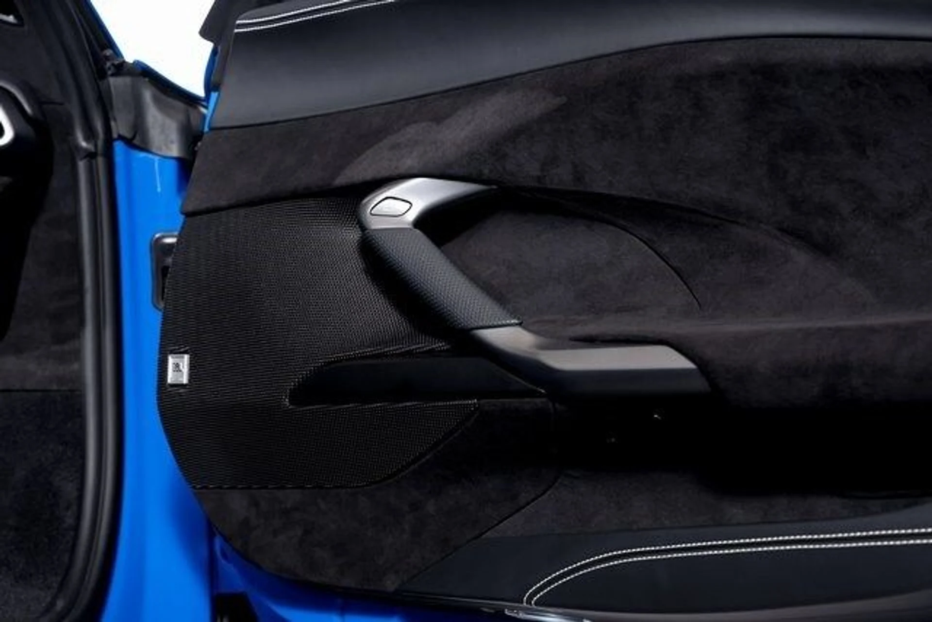 mph064_2144074053_34f4b79a8b2cc6dd35efa1b6c64562efx_e9c069972c