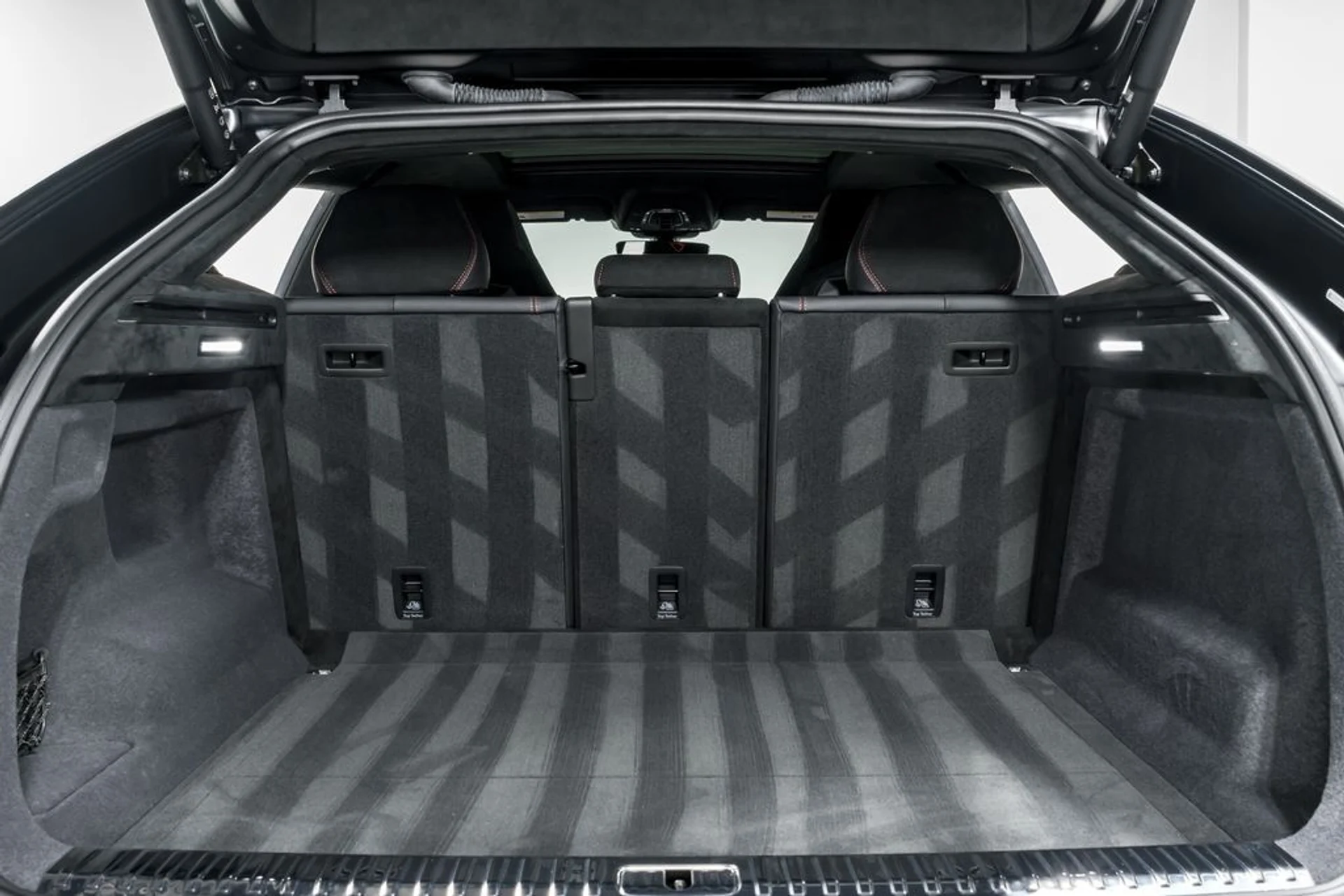 mph064_2182744970_fe6494cc77eccde29dd7b4e3de613935x_5298f2783a