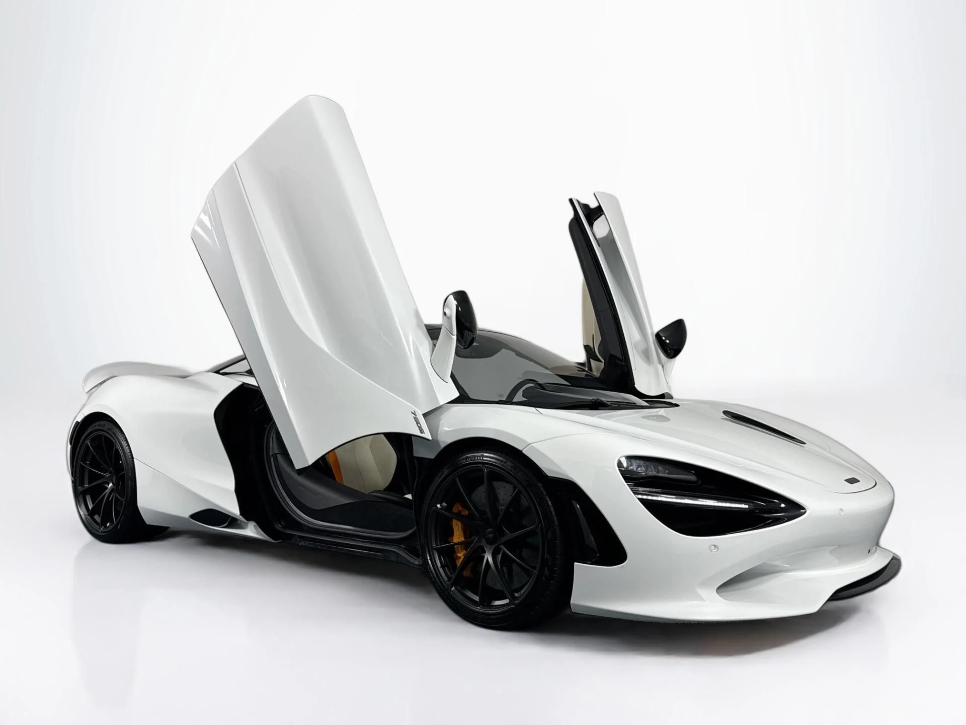 mph064_2185841310_Used_2024_Mc_Laren_750_S_Spider_1788340259_193788645e