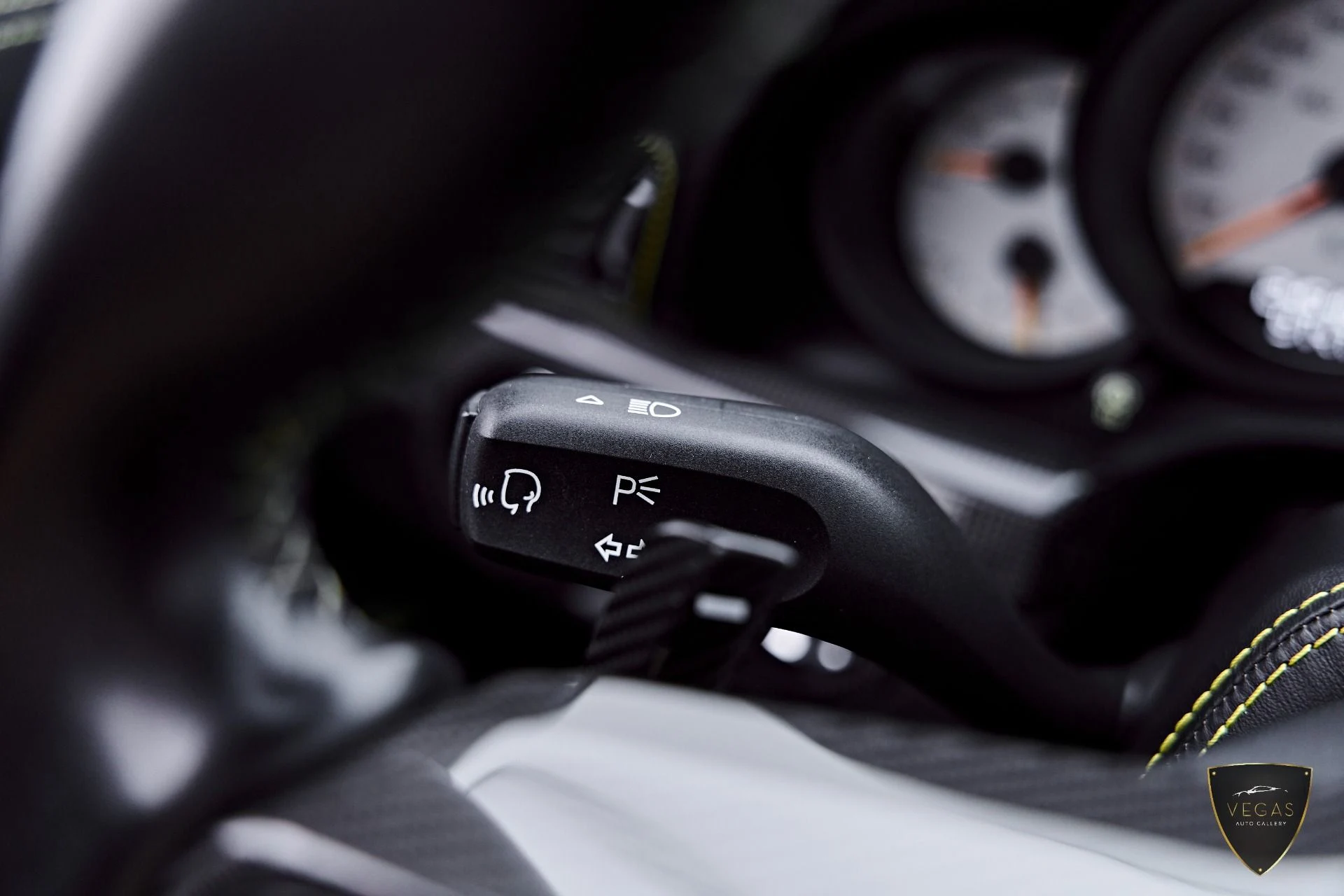 mph064_2205334952_Used_2019_Porsche_911_GT_3_RS_1783382386_77ff7872dc
