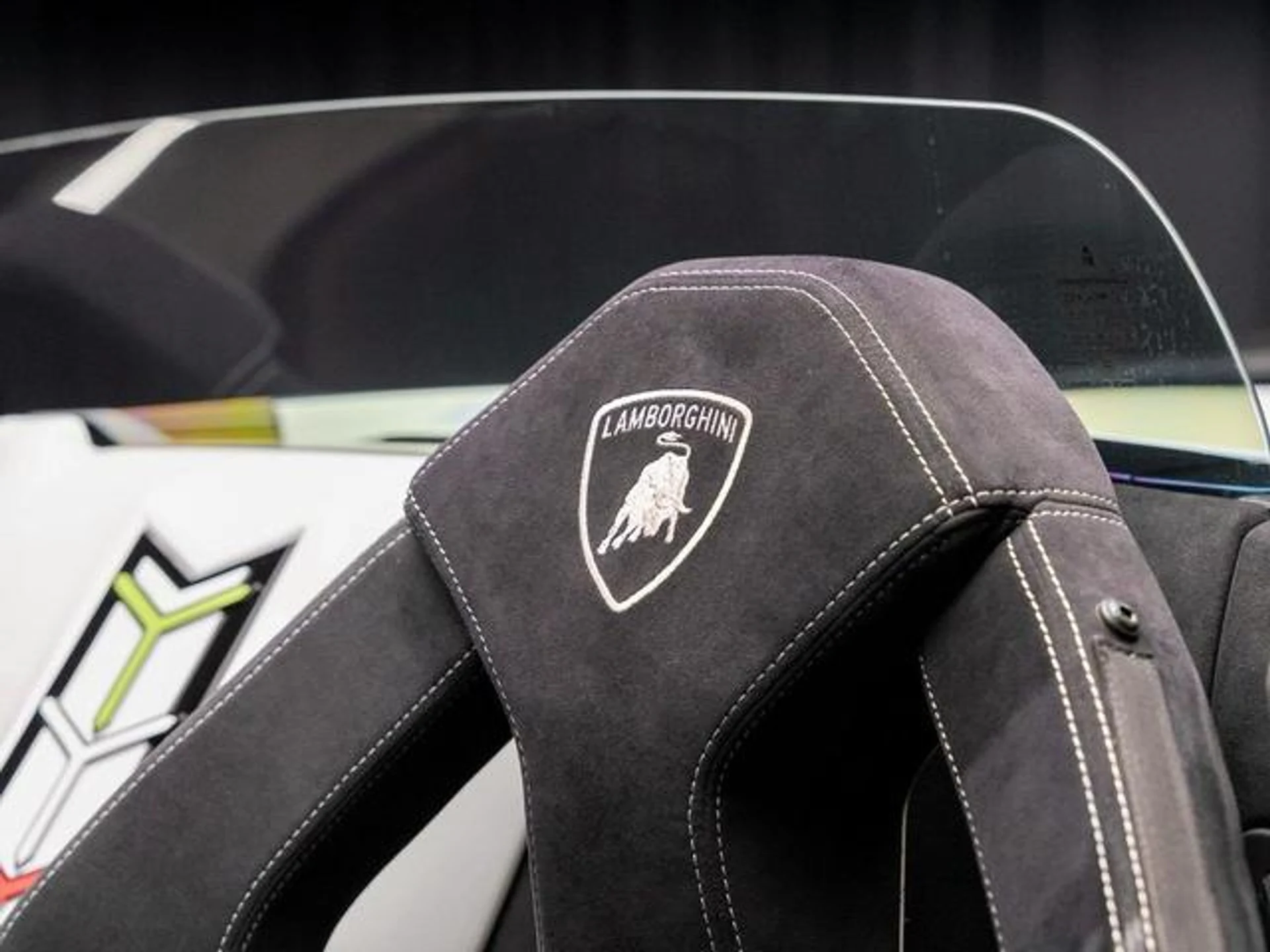 mph064_2216824373_ca8_Elq_IUEJ_9_ML_Gtyz_E_Bu_Lu_Y_Vj_Gg_52531886c7