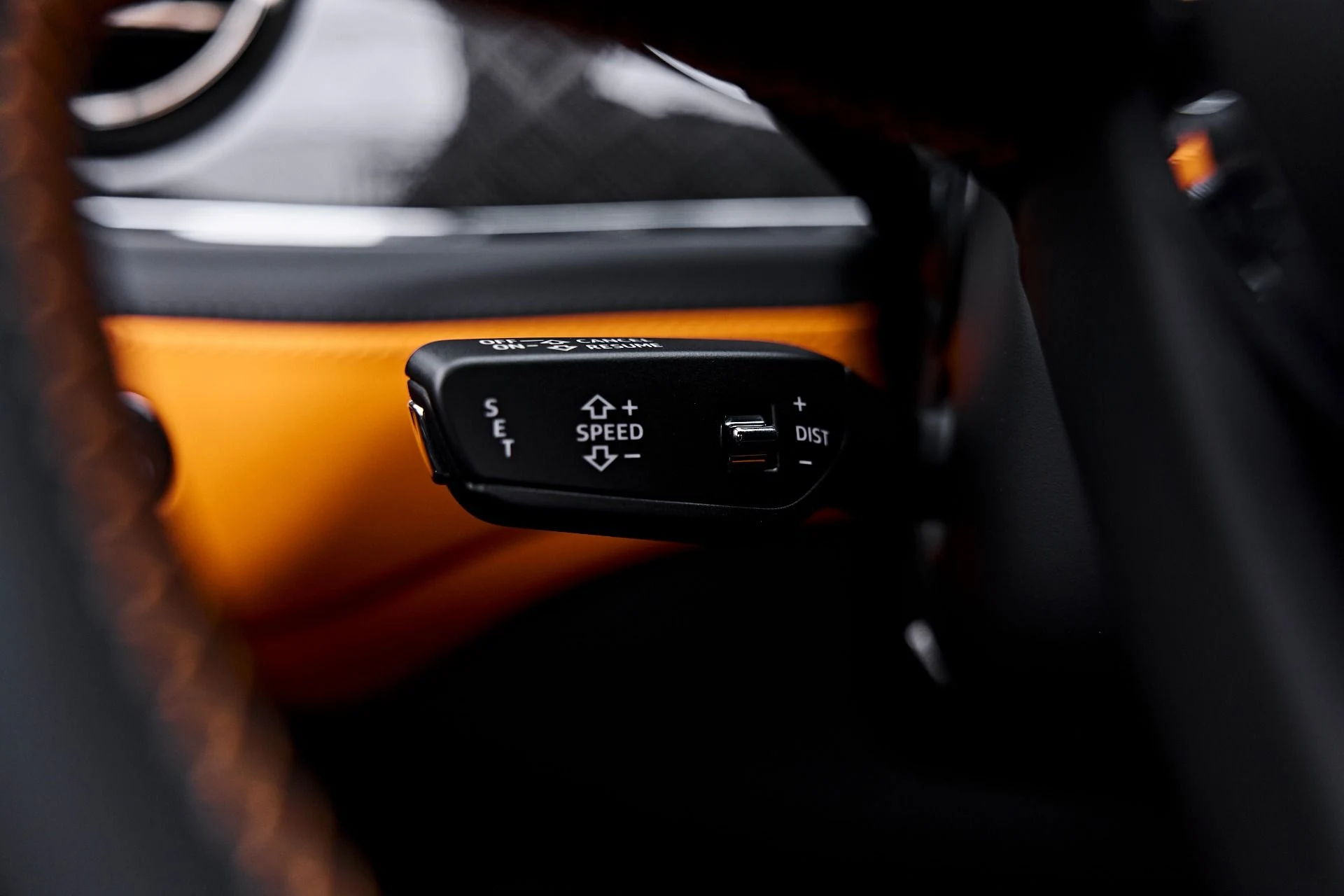 mph064_2265692524_Used_2025_Bentley_Bentayga_S_Black_Edition_1790644367_7dbd048463