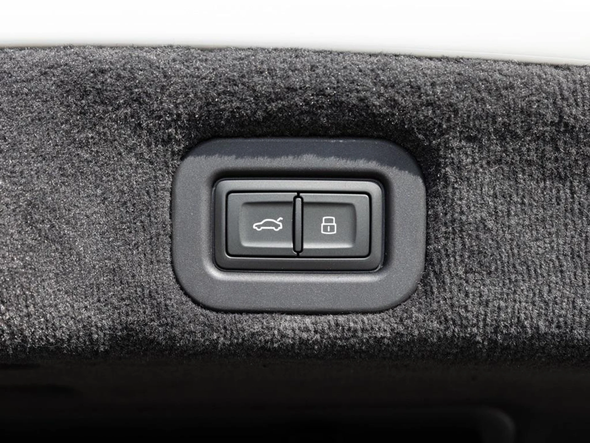 mph064_2283082604_489450284_696fa267247726b502ba2734_f4b90bcfc1