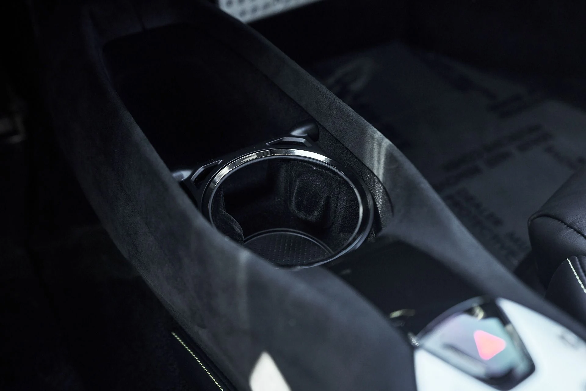 mph064_2327644823_Used_2023_Ferrari_SF_90_Stradale_1762821728_24807262c3