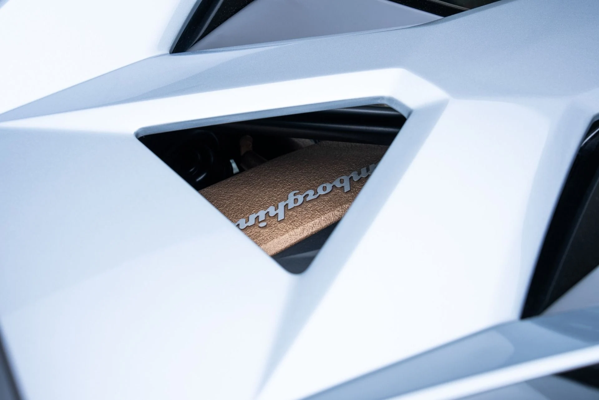 mph064_2342686308_Used_2022_Lamborghini_Aventador_LP_780_4_Ultimae_1773941129_55dd2b553e