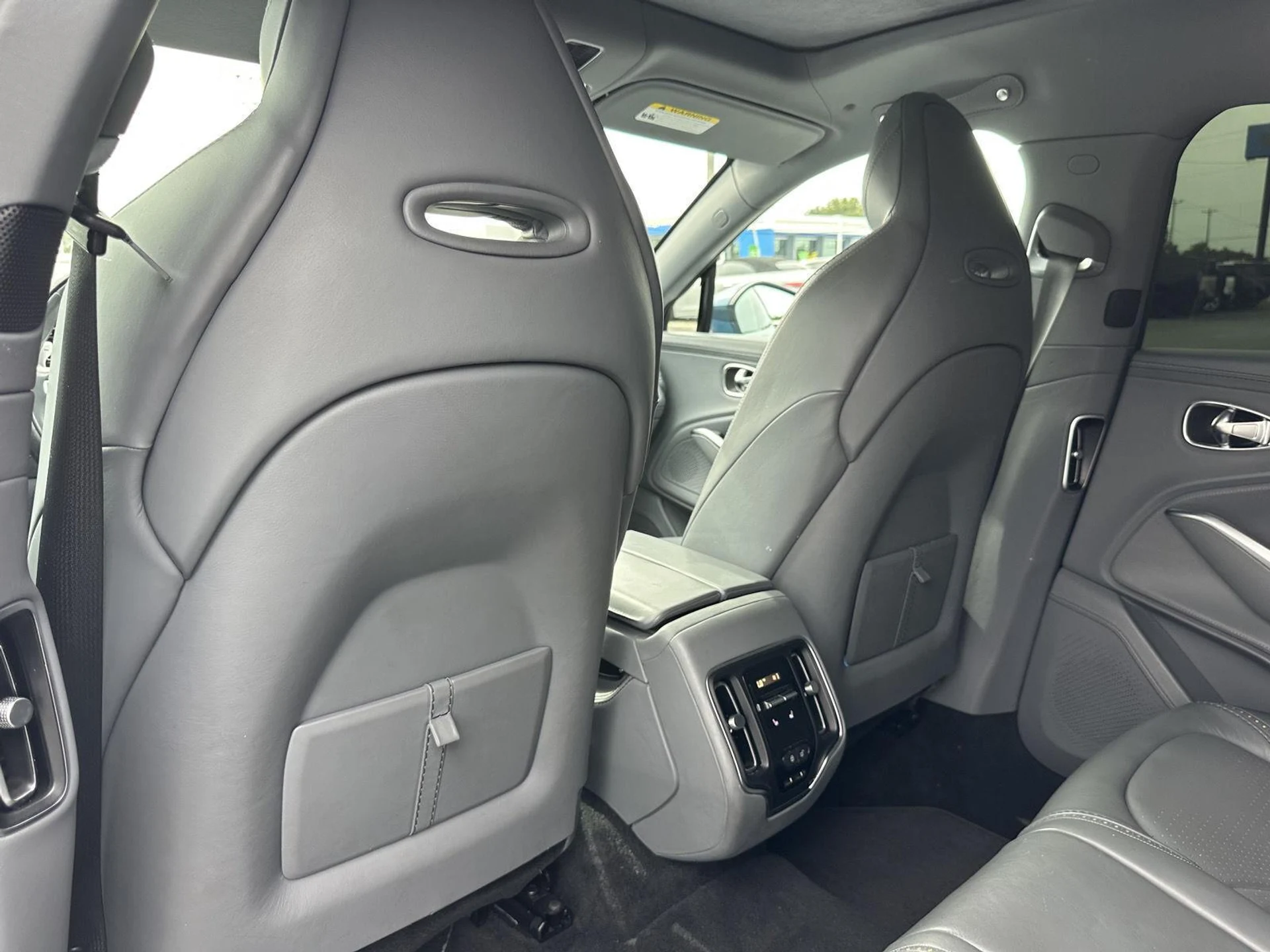 mph064_235888026_1474027868_cd961ce2d9
