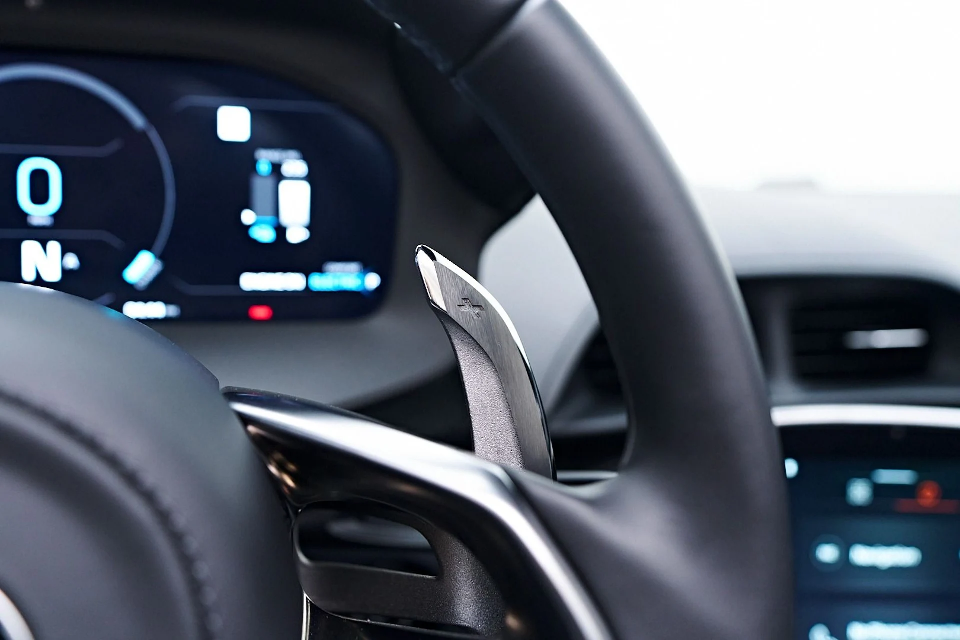 mph064_2374341281_Used_2025_Mc_Laren_Artura_Tech_Lux_1745952984_f9571d66cb