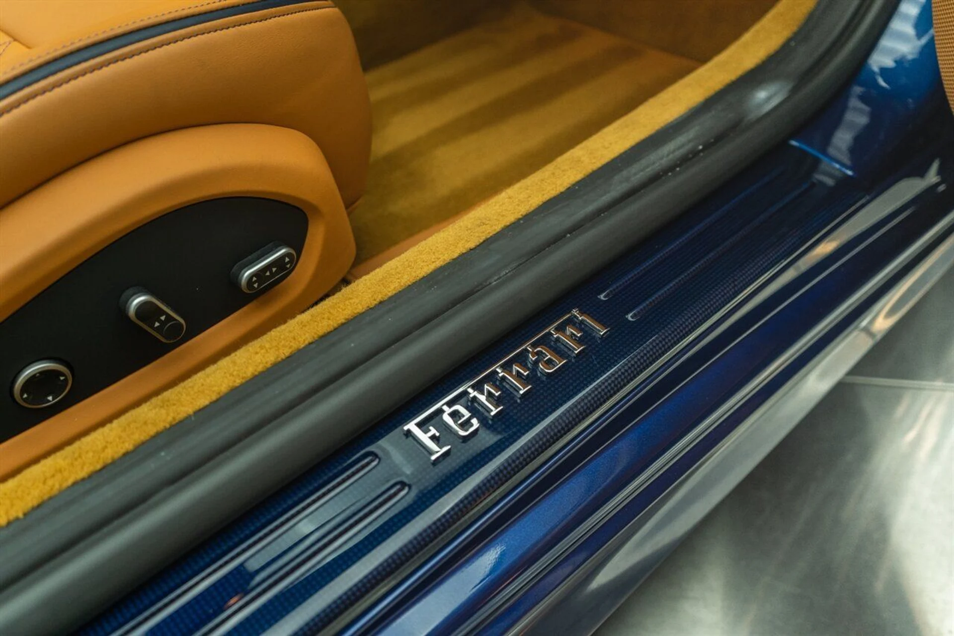 mph064_2378605993_d072f1adca_1280_4319460b96