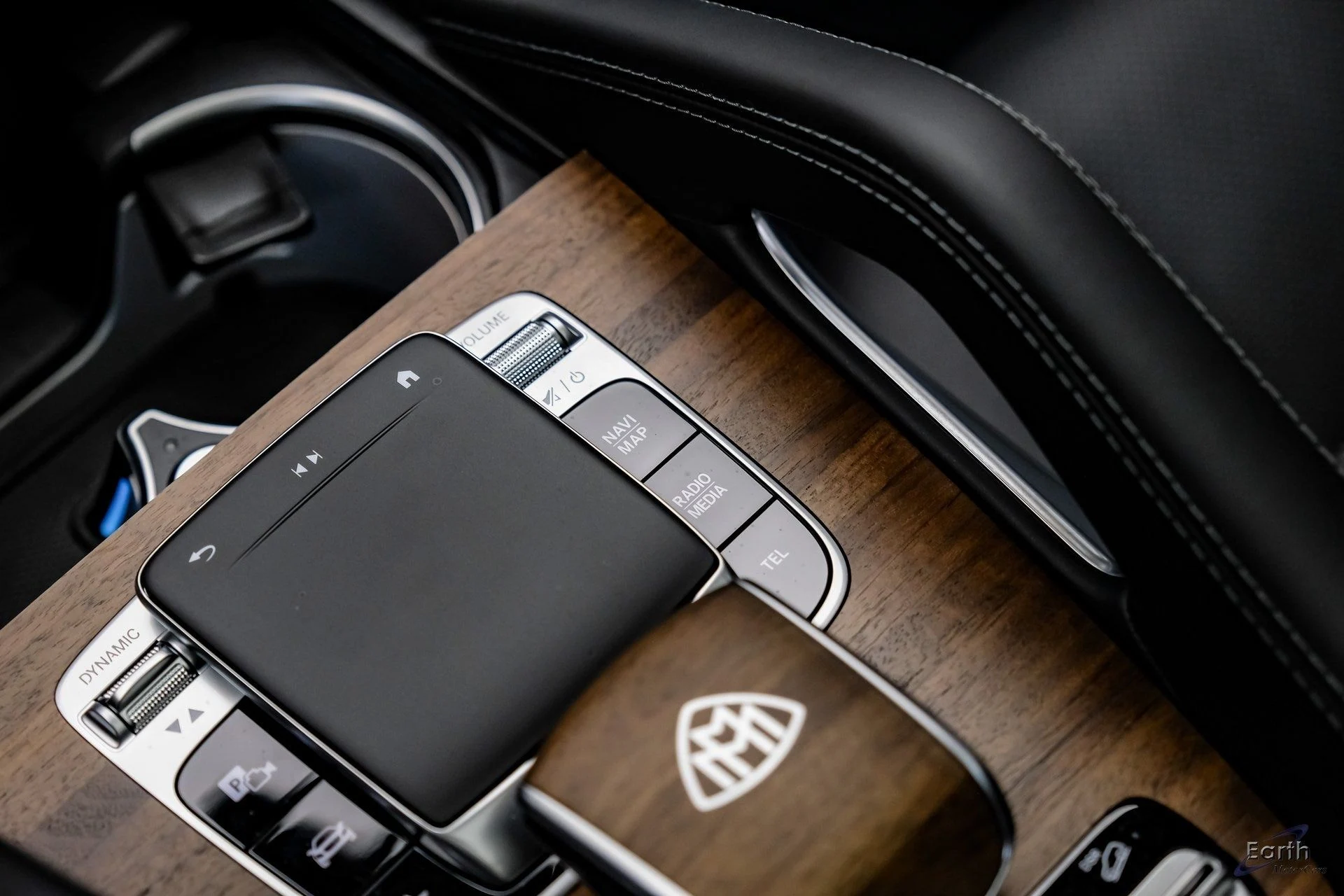 mph064_2395998311_e6b72290f08ab9adee0cb2d6149b1705x_51dbf3eac6