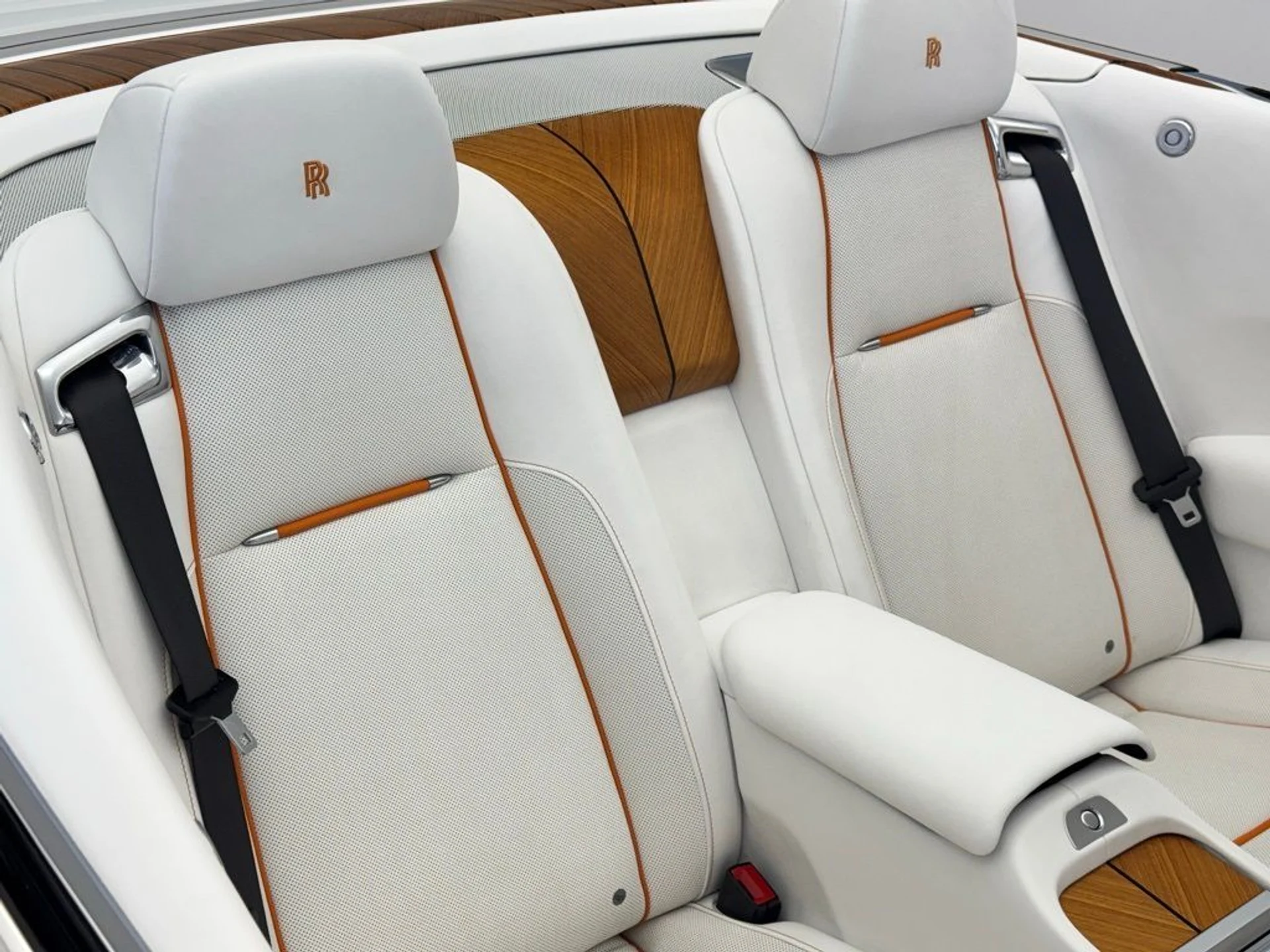 mph064_2404645421_hbd73t23vshkwhcfz5xpcb06rwck_25870a475a