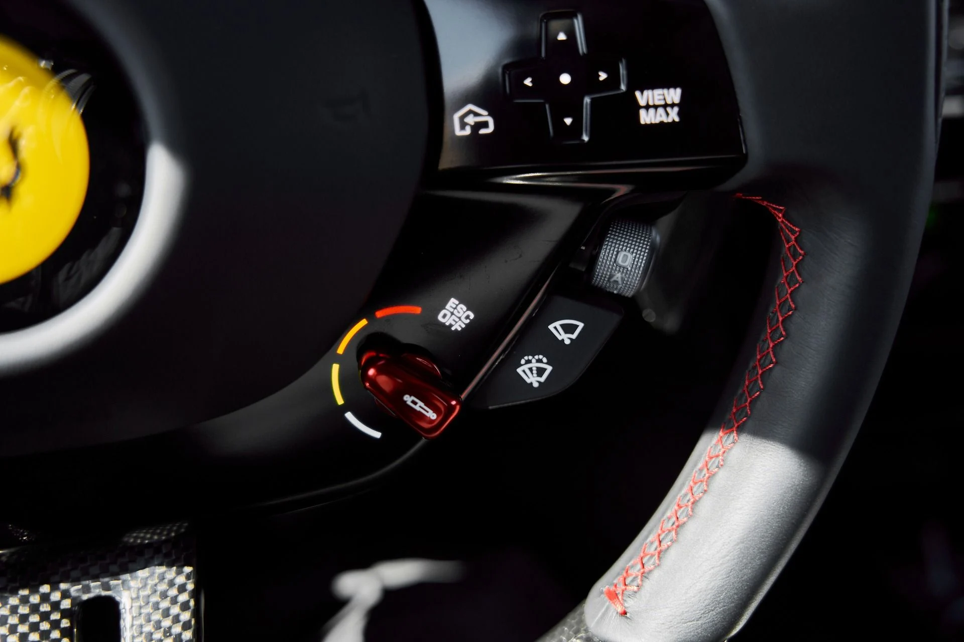 mph064_2407549701_Used_2025_Ferrari_12_Cilindri_1769824878_6622fb7439