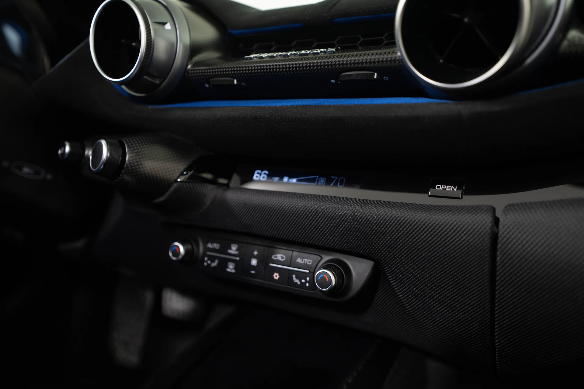 mph064_2419299016_5d90a320318bb05a30140e33a146765f_fc63083e61