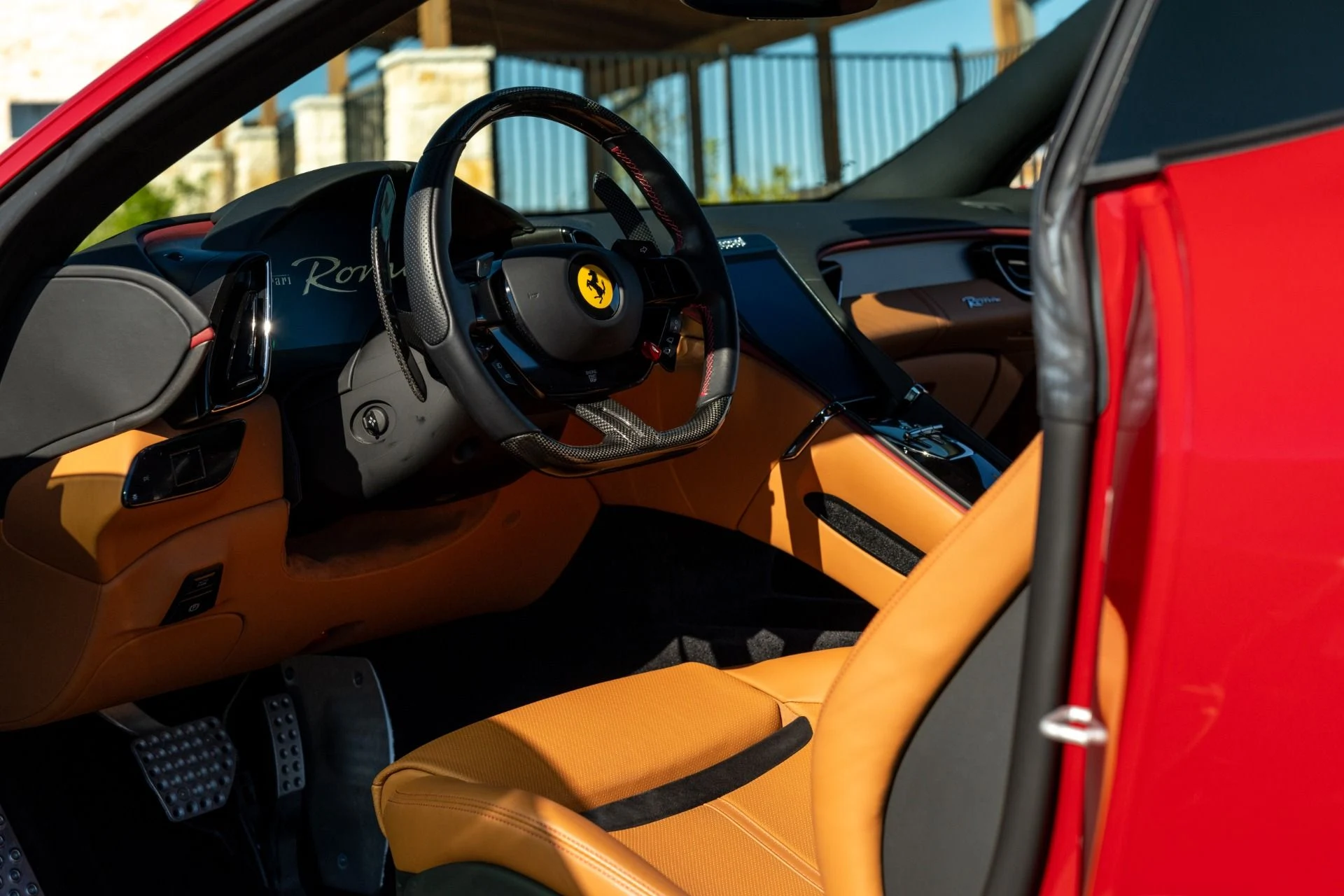 mph064_2426864694_Used_2022_Ferrari_Roma_1780679445_4ea712f400