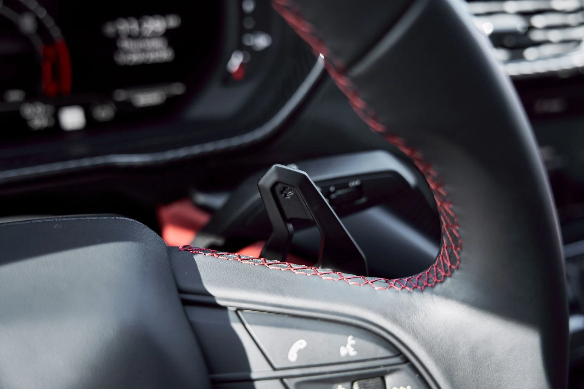 mph064_2463382210_Used_2024_Lamborghini_Urus_S_1769733330_1658d3ffb7