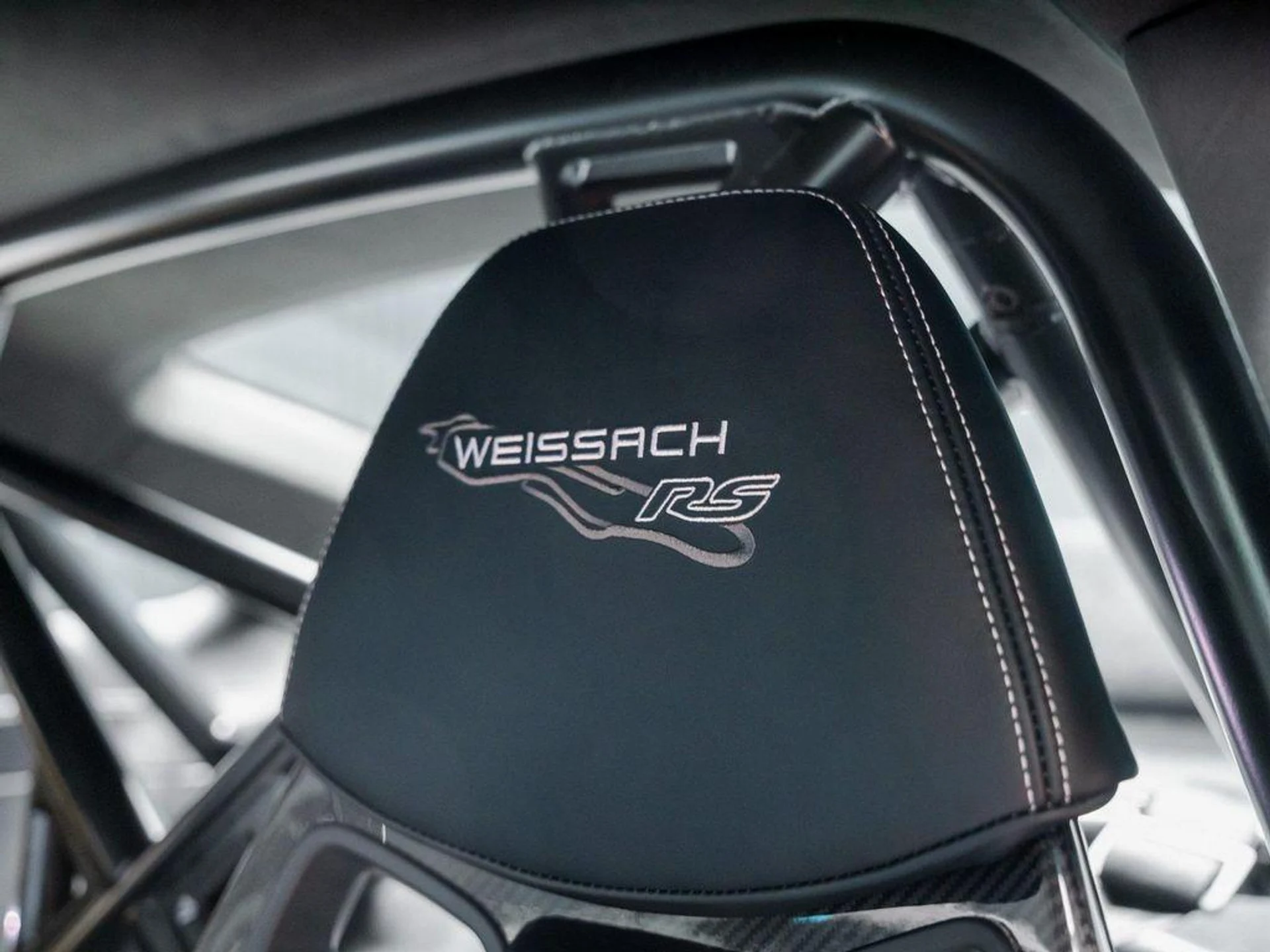 mph064_2495291636_Ym_Cw_D0v_X5d9pi_Zq4chf_TR_Tpe_Q0_A_aeacc3dd9d