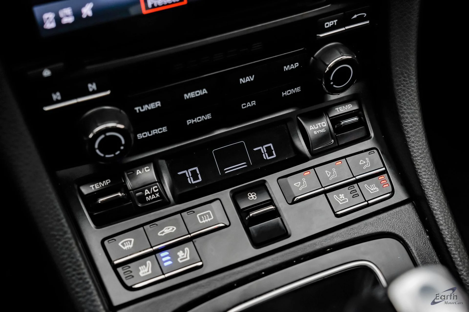 mph064_2522154419_7c7947da11f7ac987412f5d5be2655a4x_4bbcf4264b