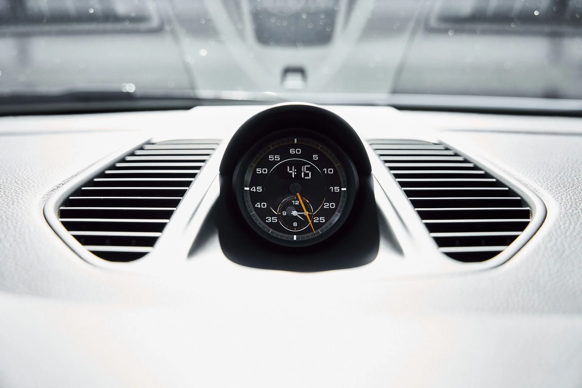 mph064_2575619244_Used_2019_Porsche_911_GT_3_RS_1780421931_1476f657b2